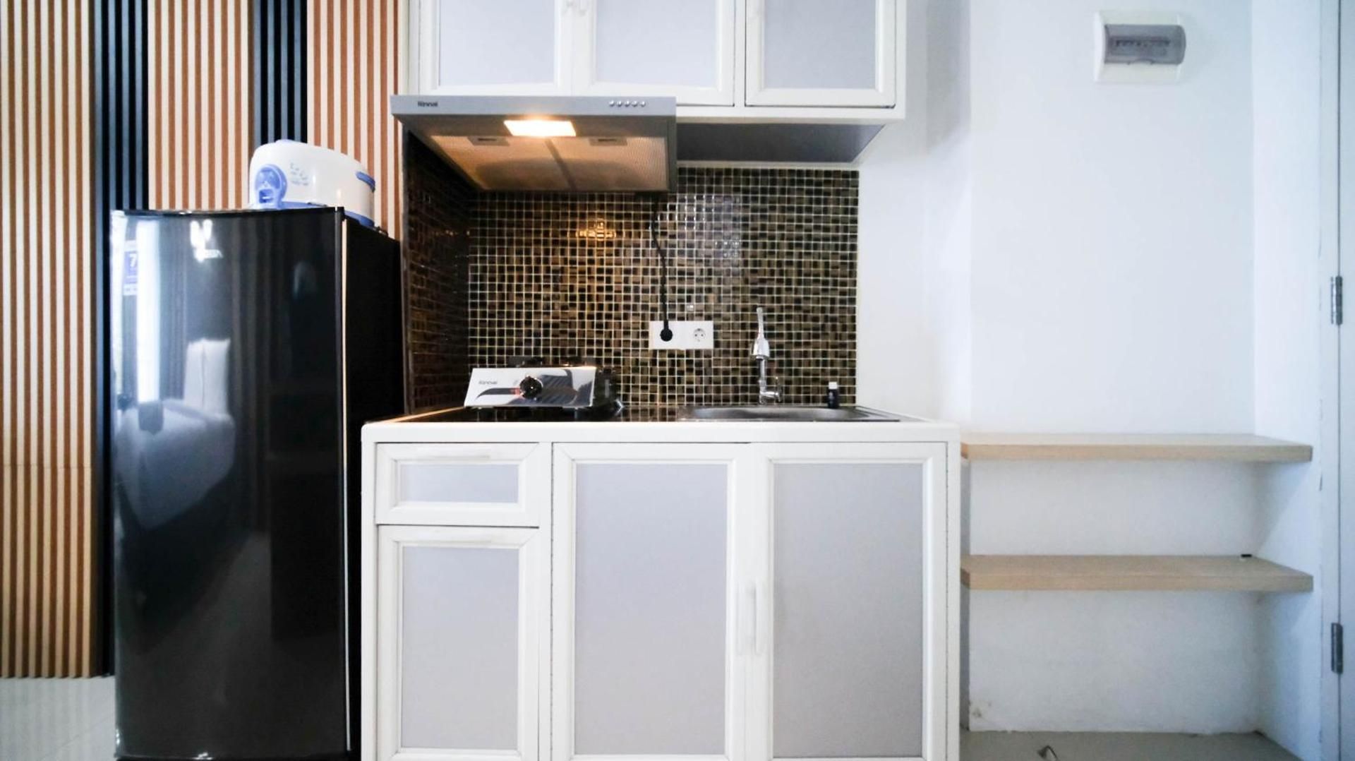 Studio Apartment