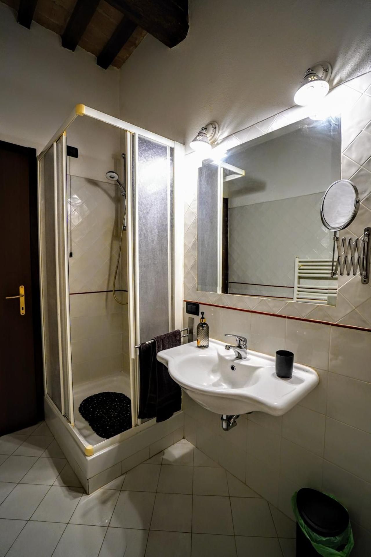 One-Bedroom Standard Apartment