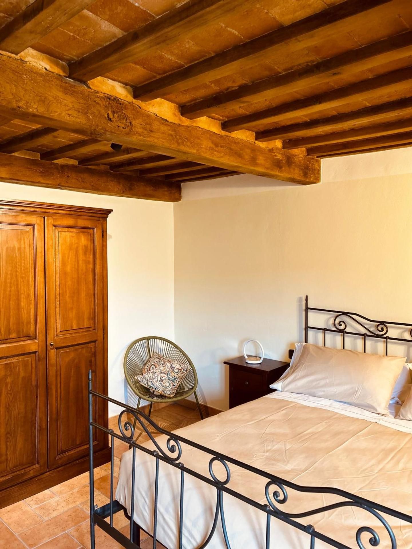 LocAle Guest House