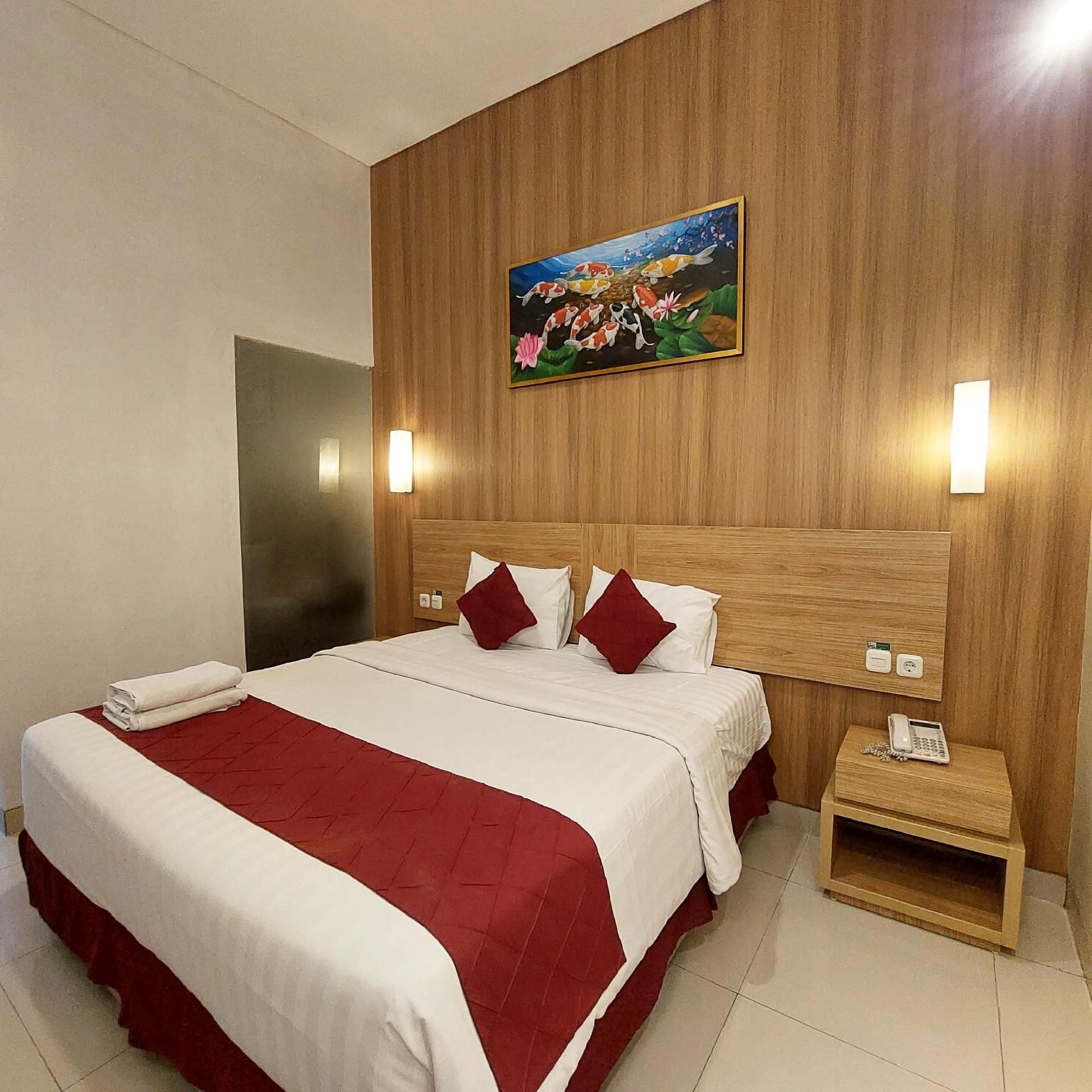 Superior Gold Suite