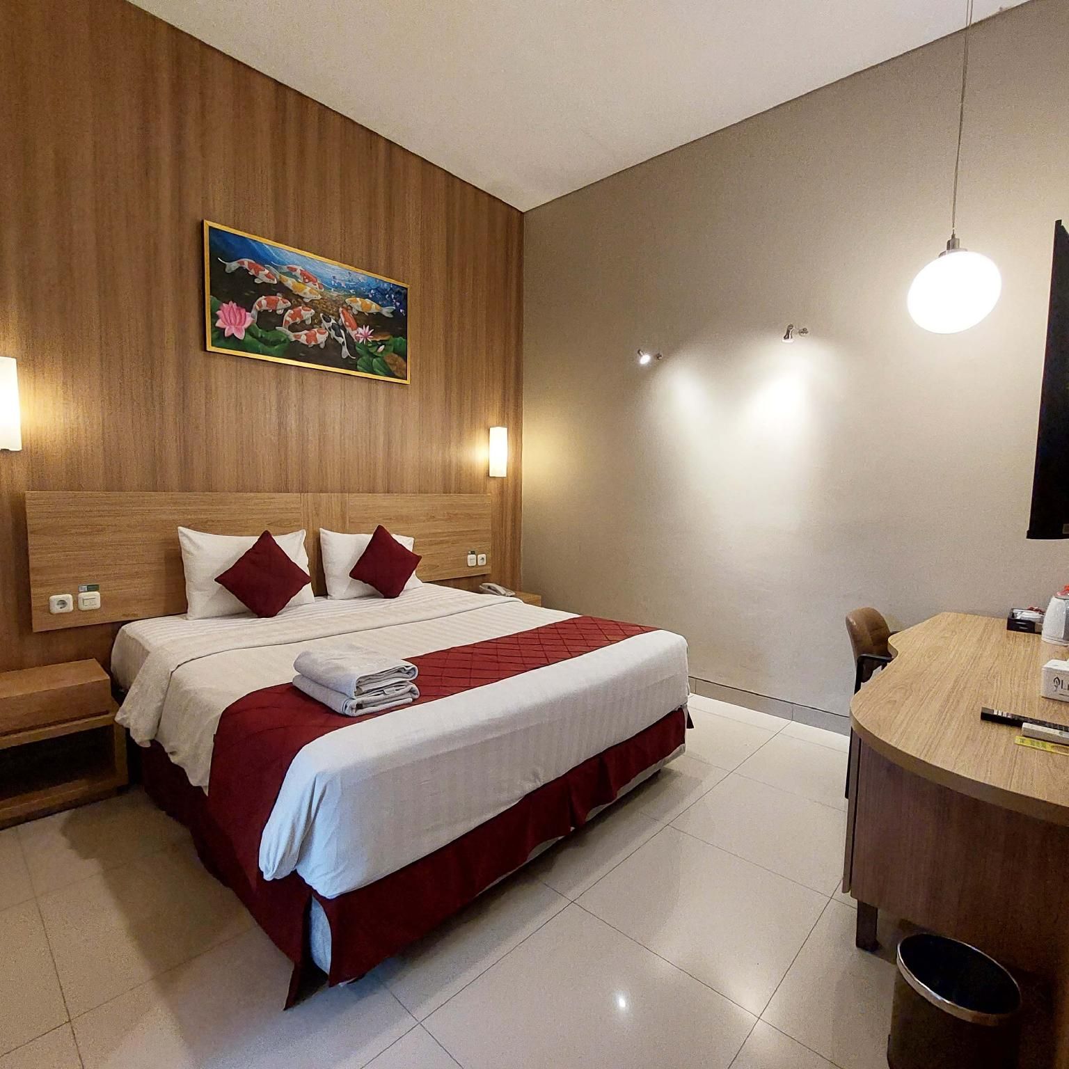 Superior Gold Suite