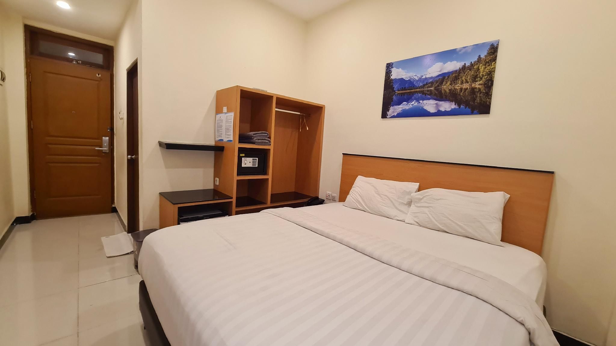 Standard with 1 Double Bed