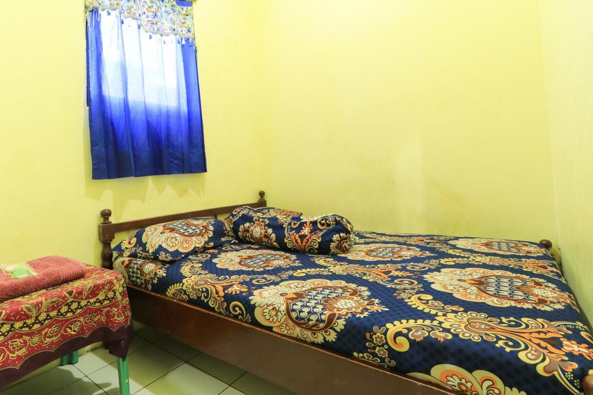 Economy Single Room