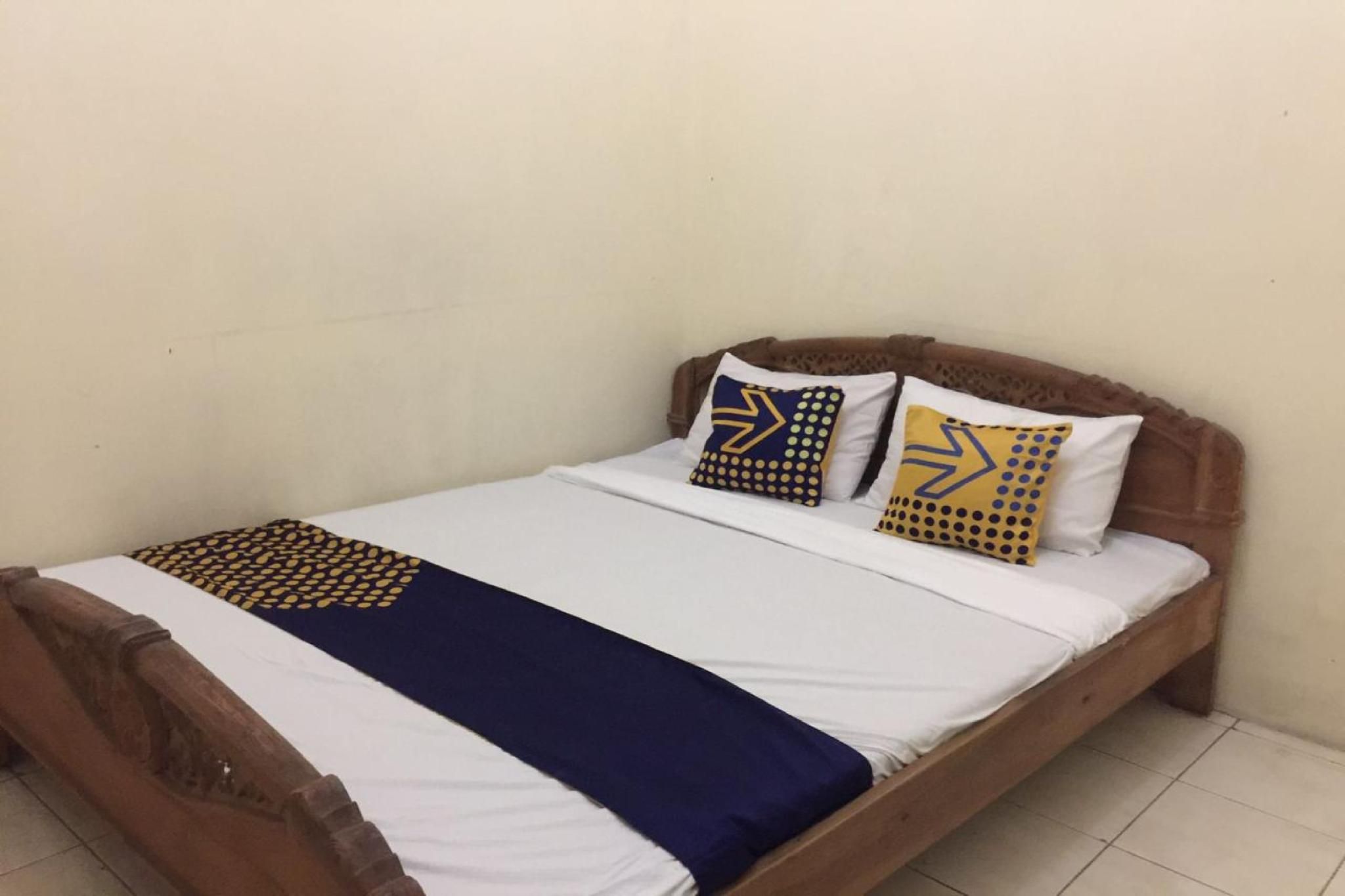 Economy Double Room