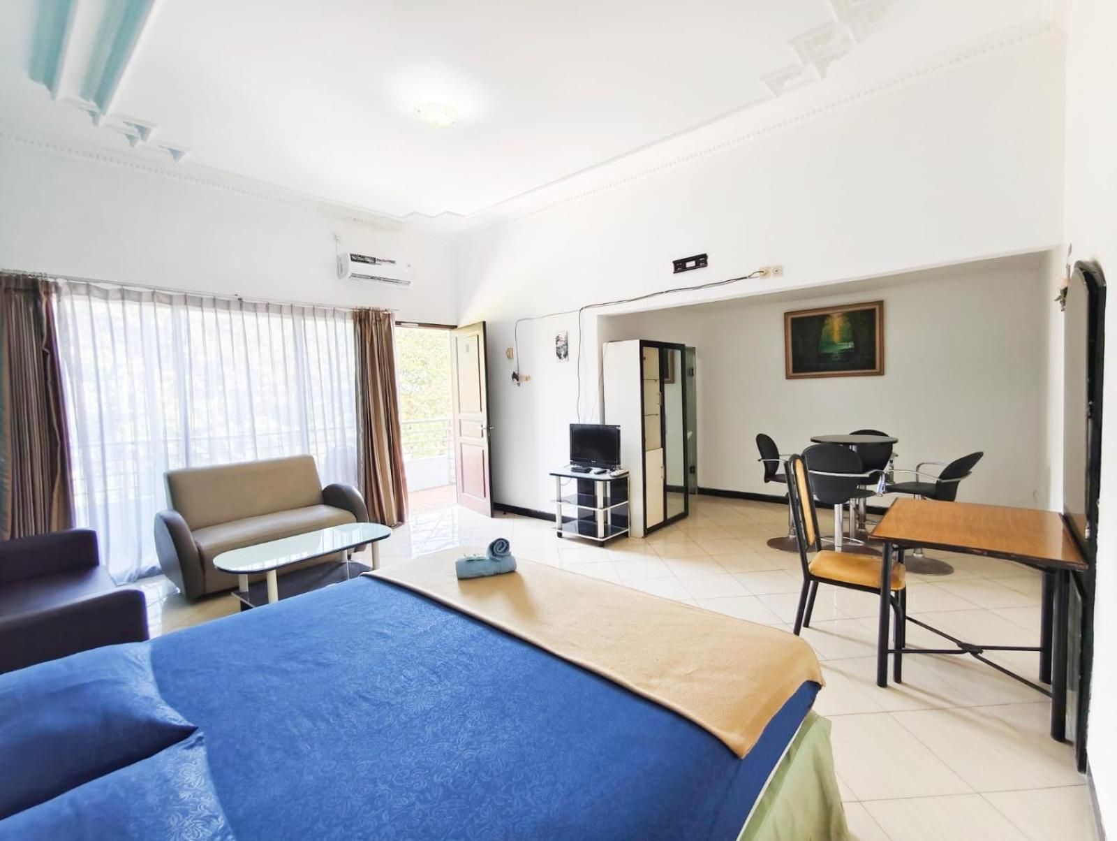Executive Suite
