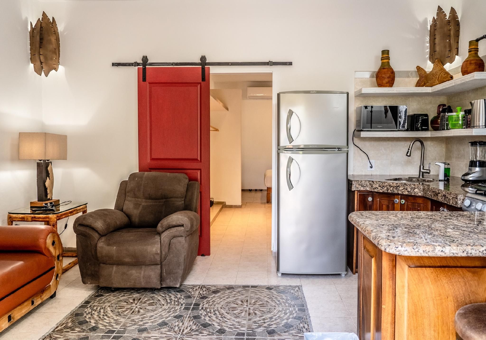 Queen and Single Room