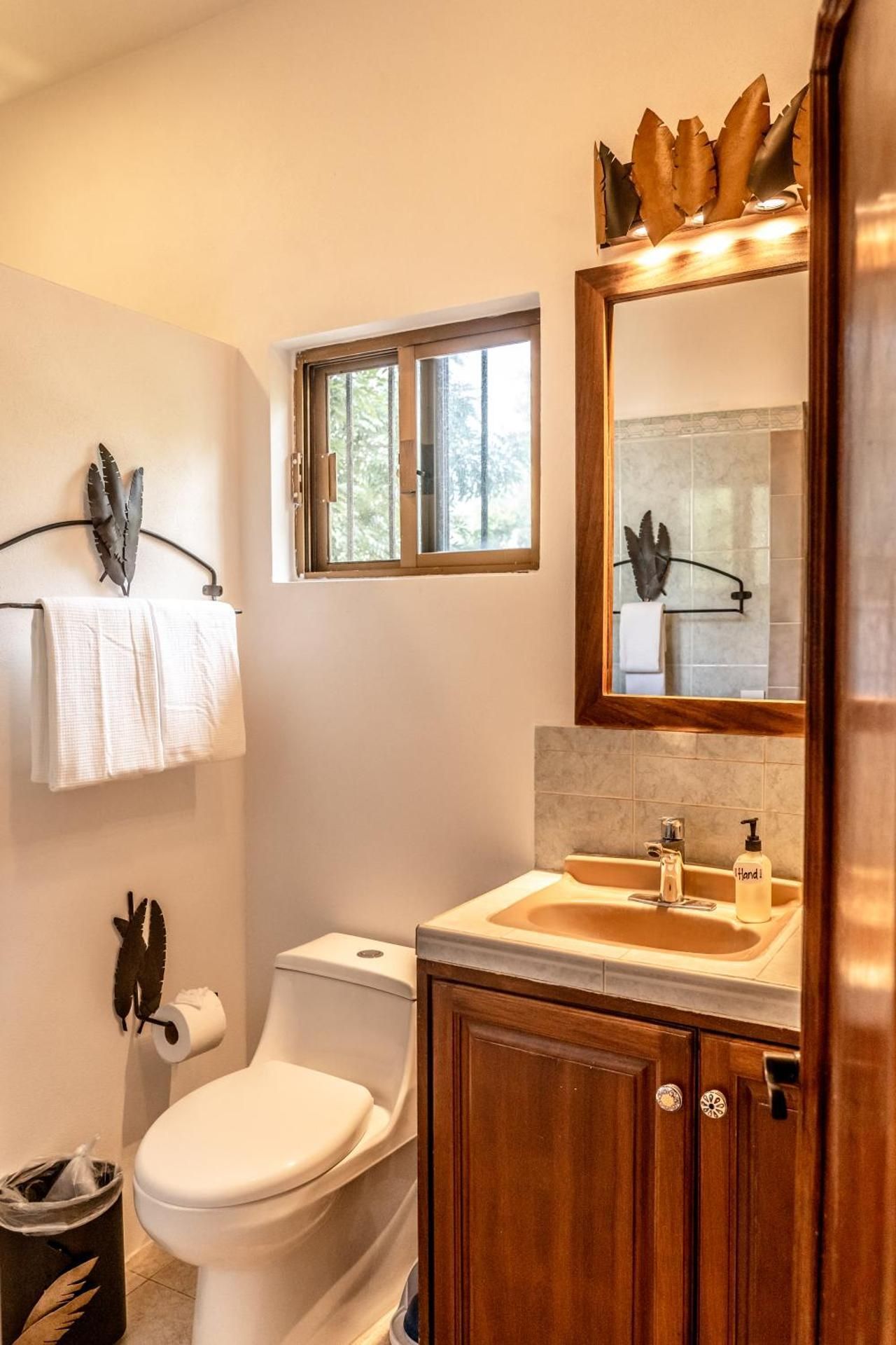 5 Frogs Hotel Bucerias One-Bedroom Apartment with View