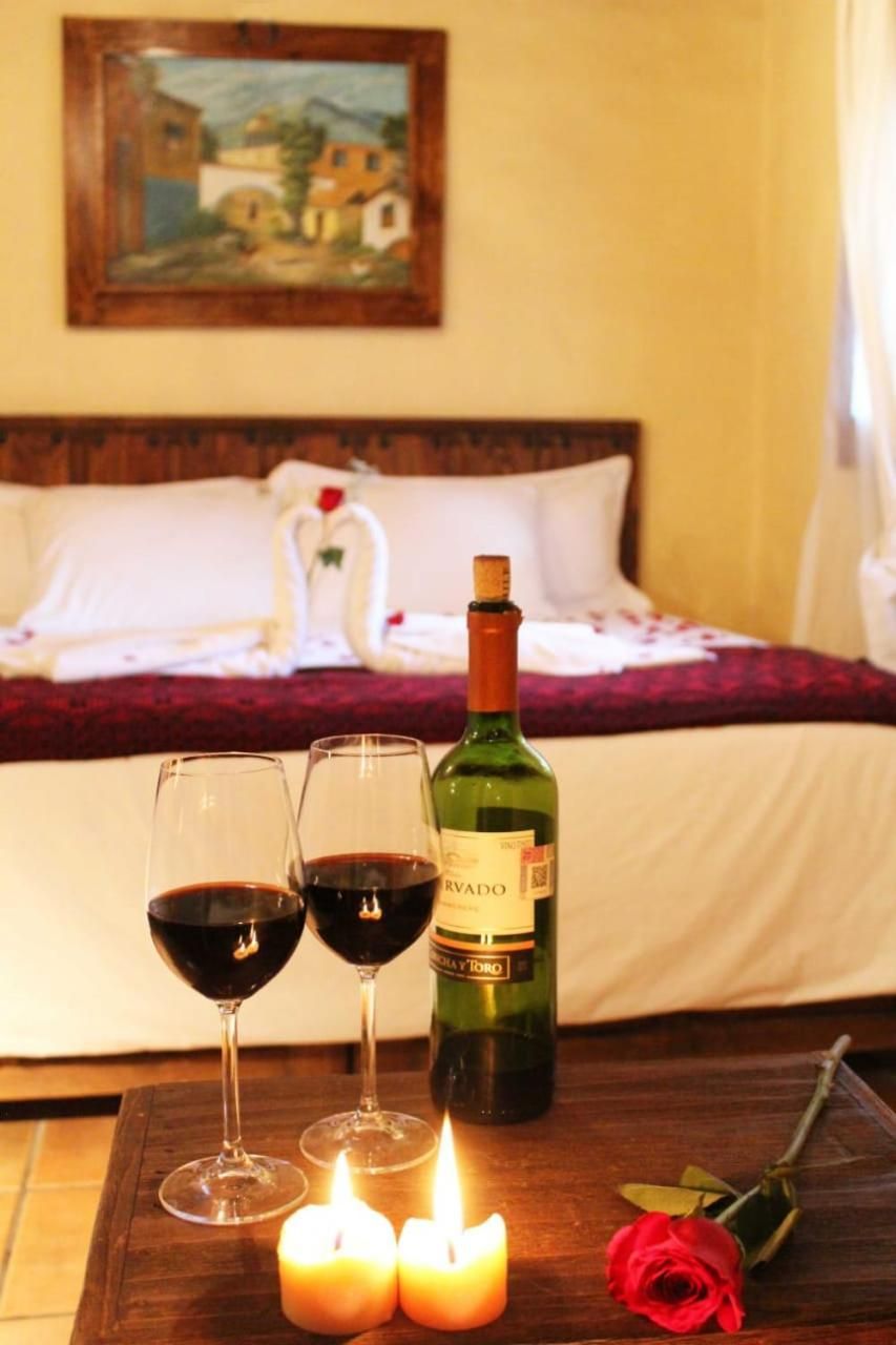 Honeymoon Suite