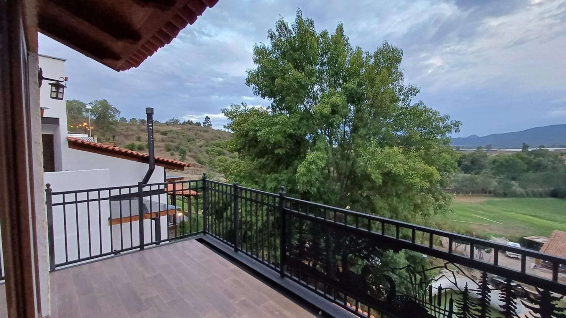 Twin Room with Mountain View
