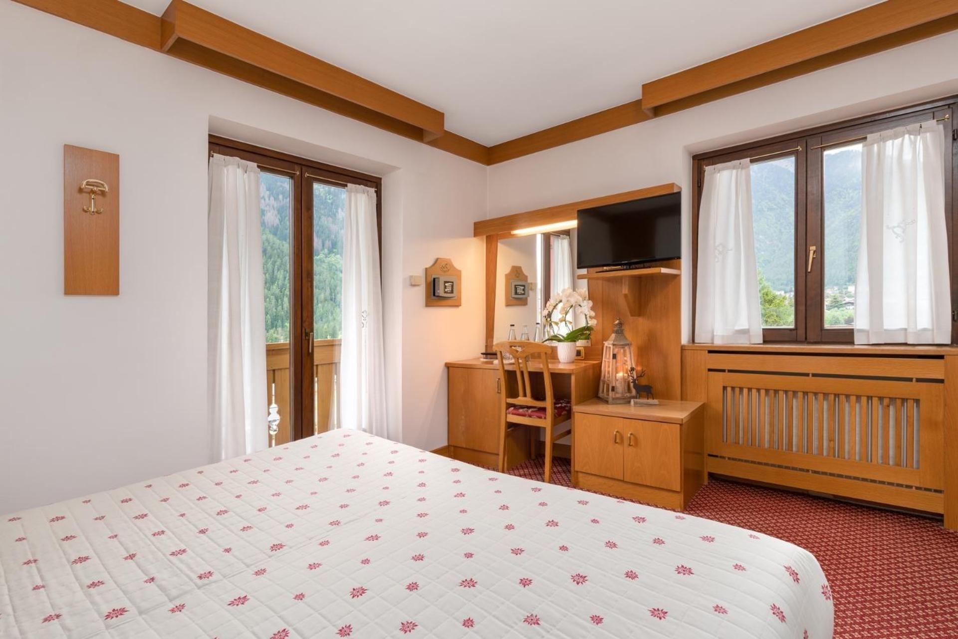 Double or Twin Room with Balcony