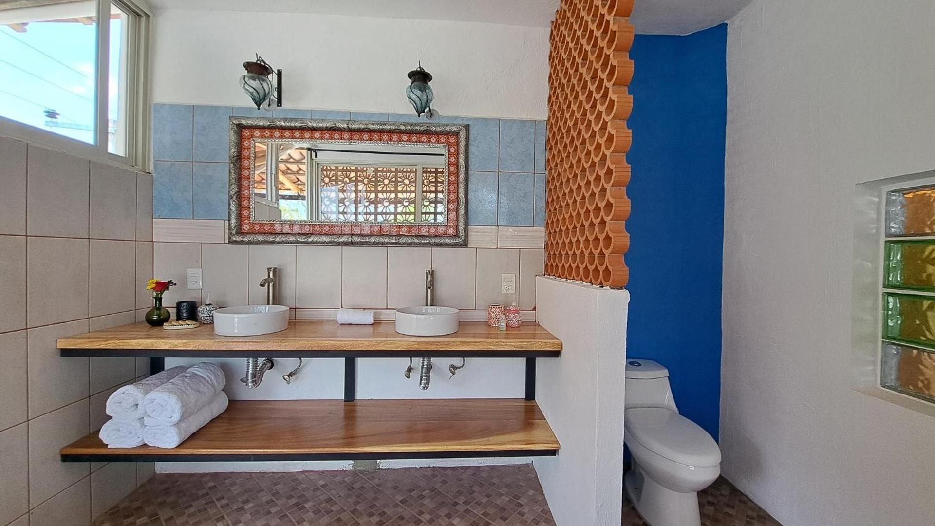 Casa Axixic Suite with Lake View 2