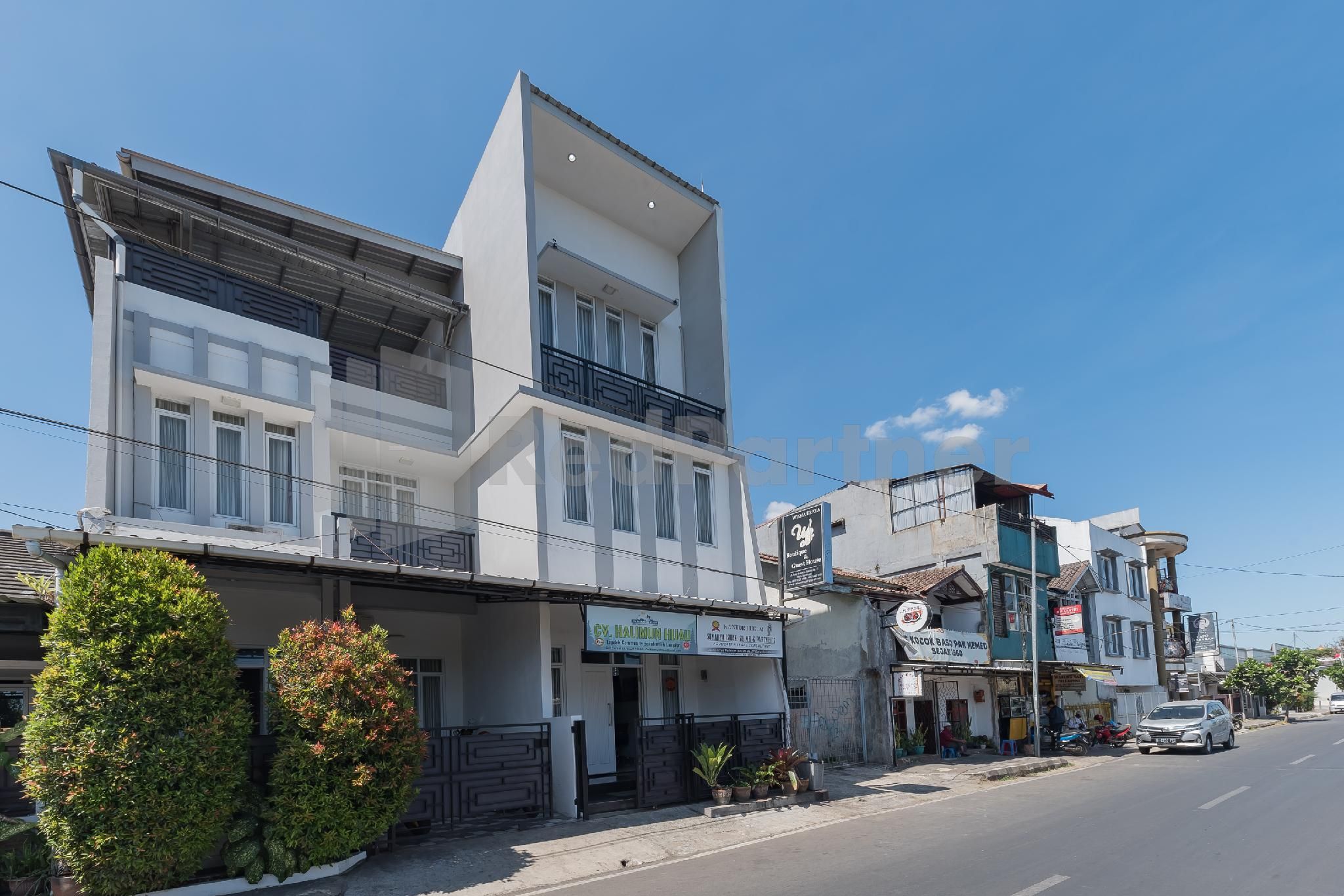 Wisma Brata 2 Mitra RedDoorz