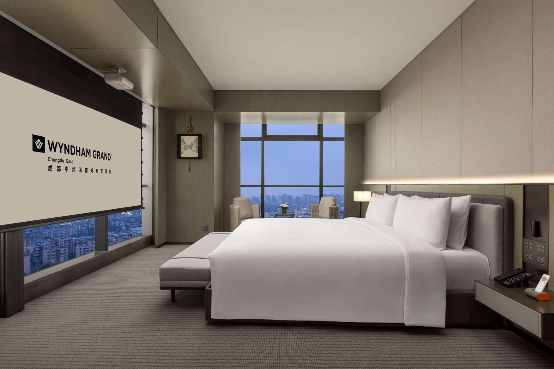 Grand Suite Room