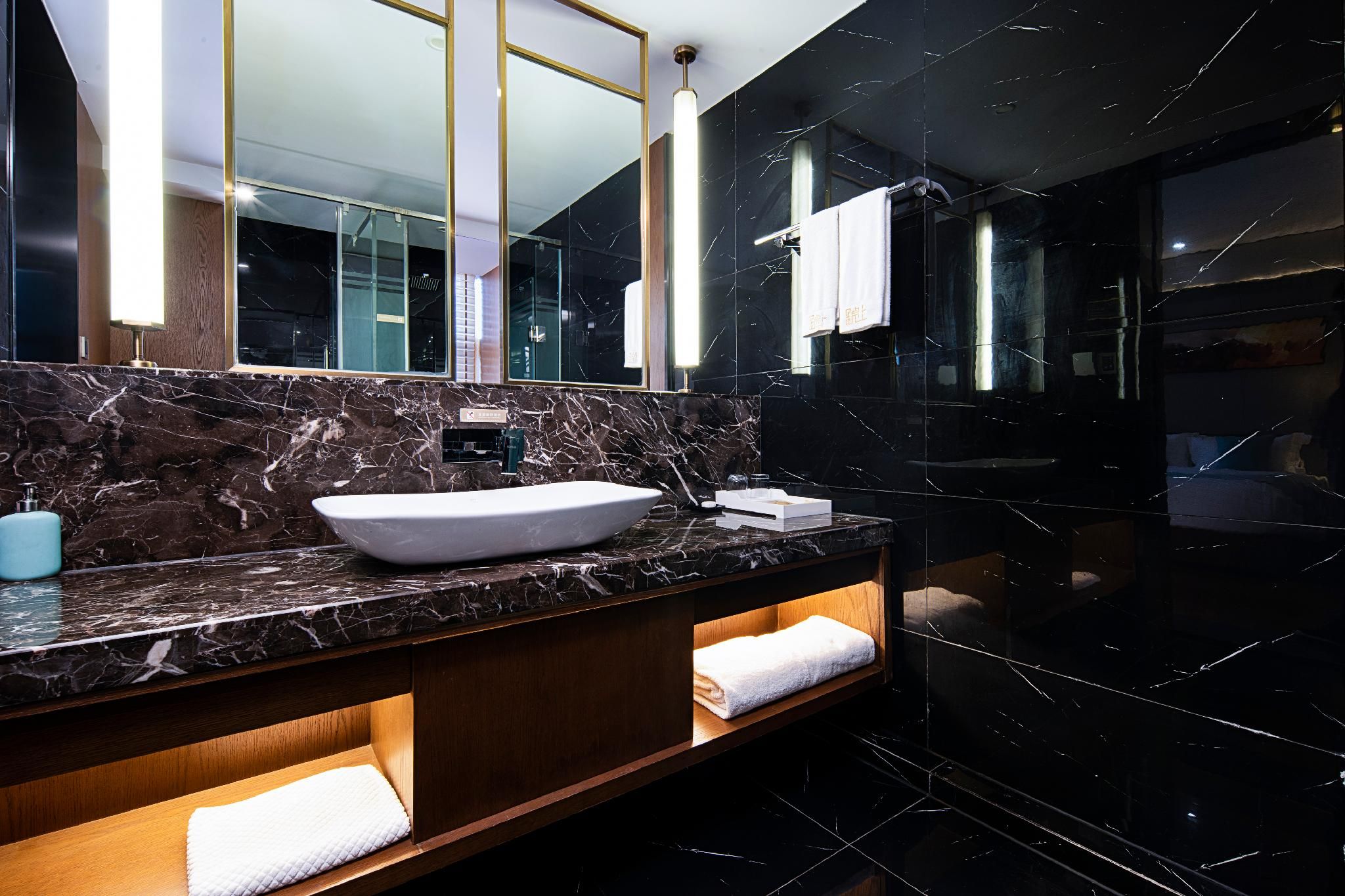 Mini Suite