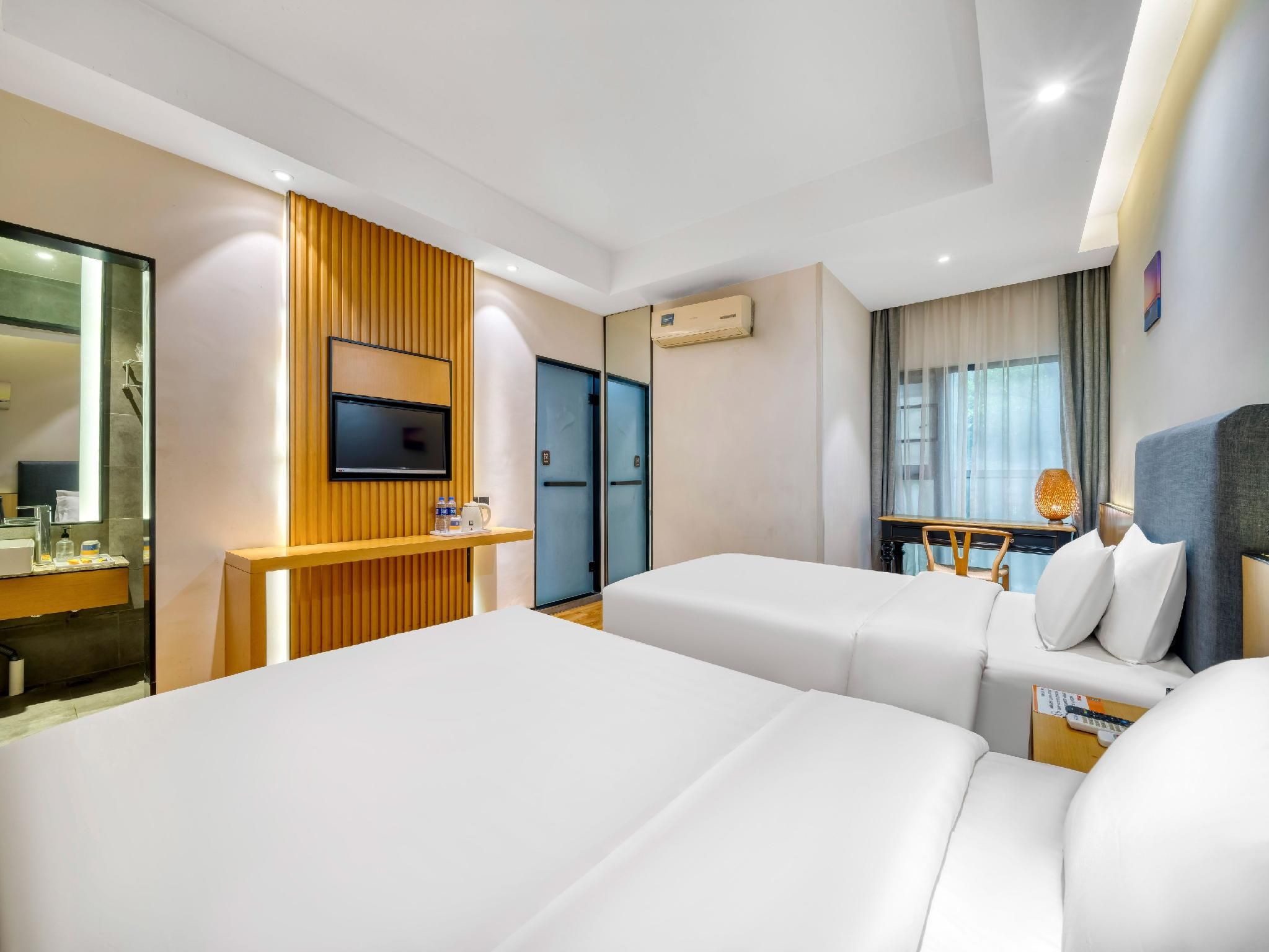 Select Twin Room