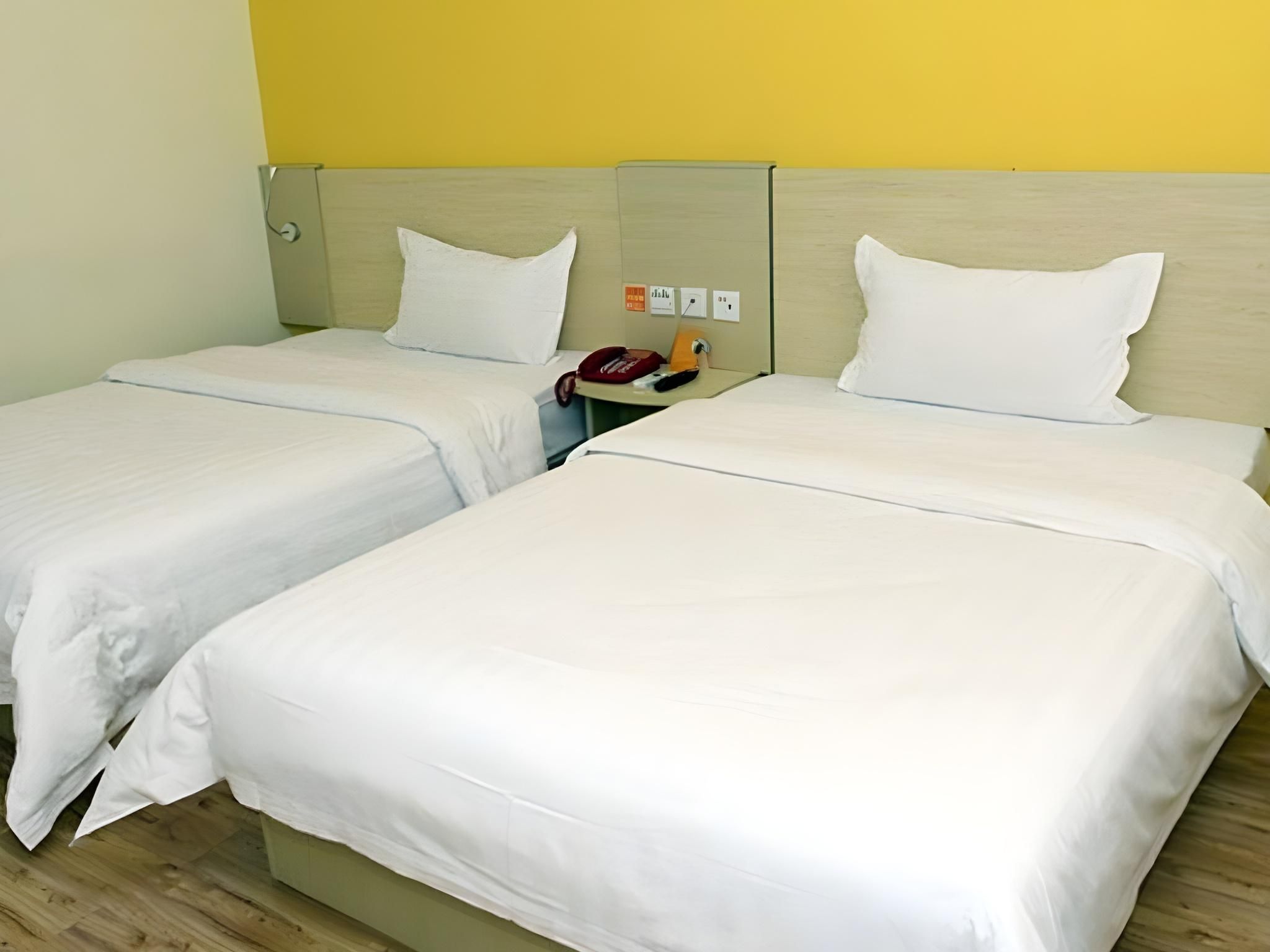7 Days - Zizhu Twin Room