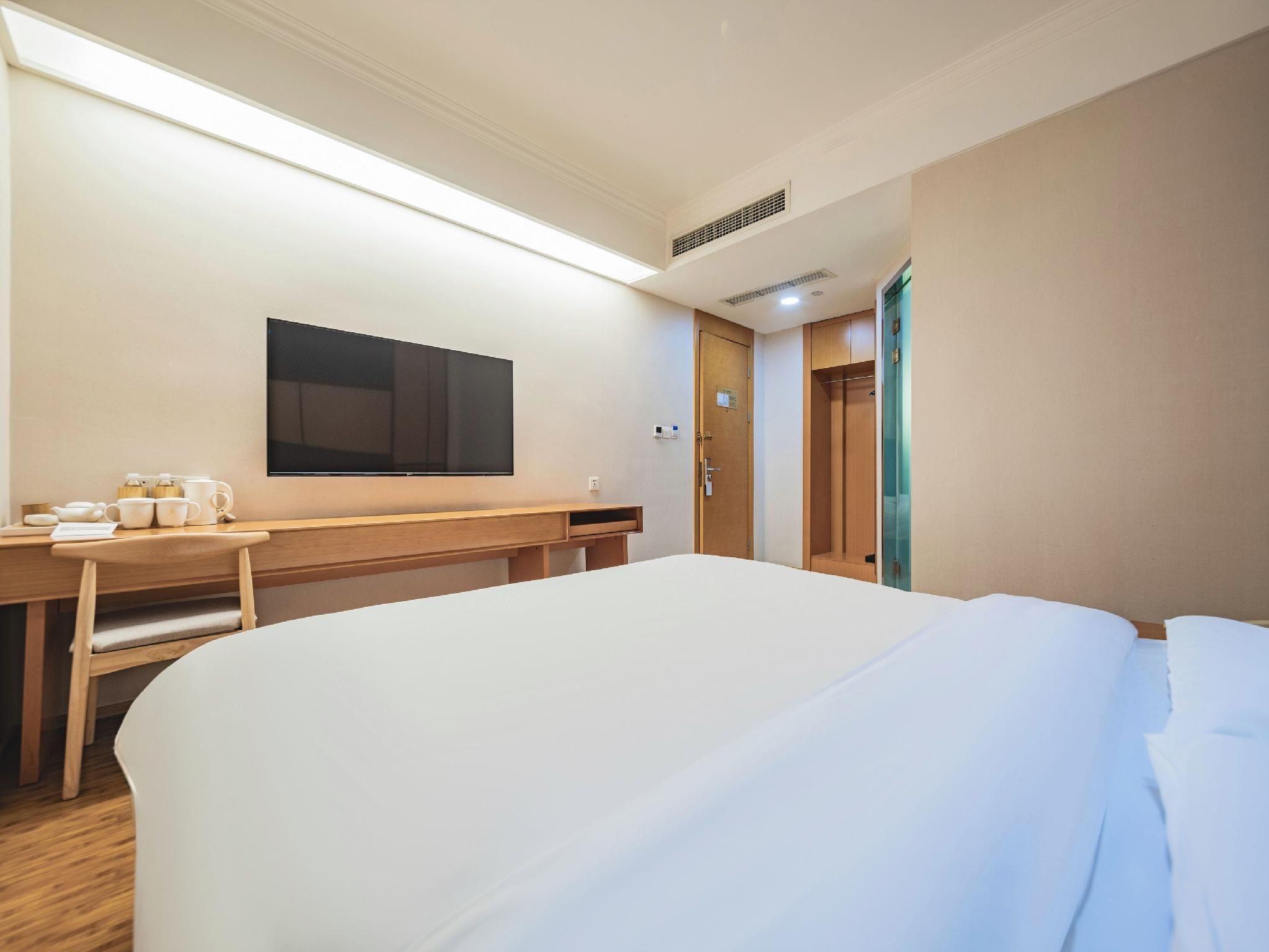 Limited Time Offer - Superior Double Room A