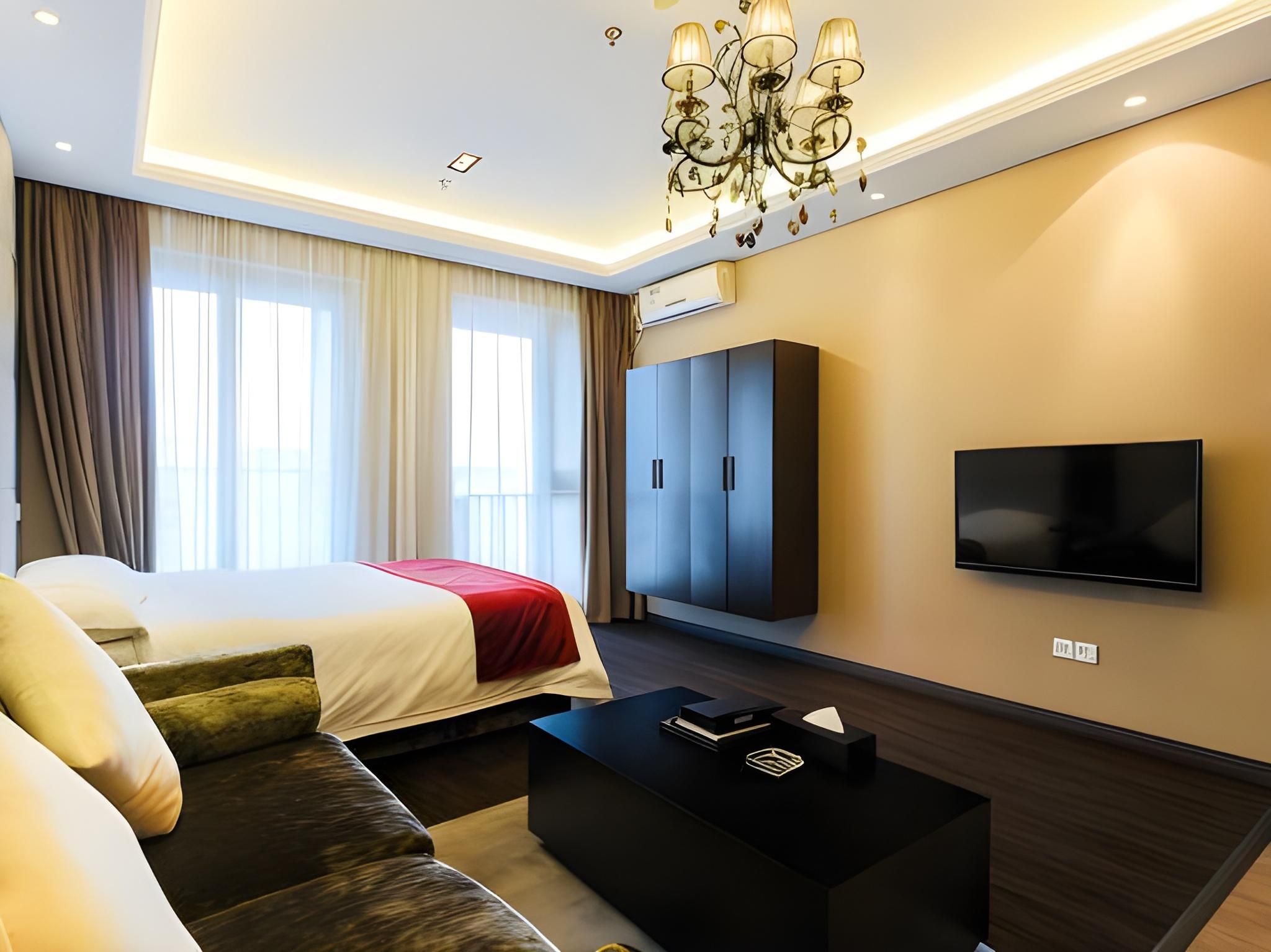 Comfortable King Bed