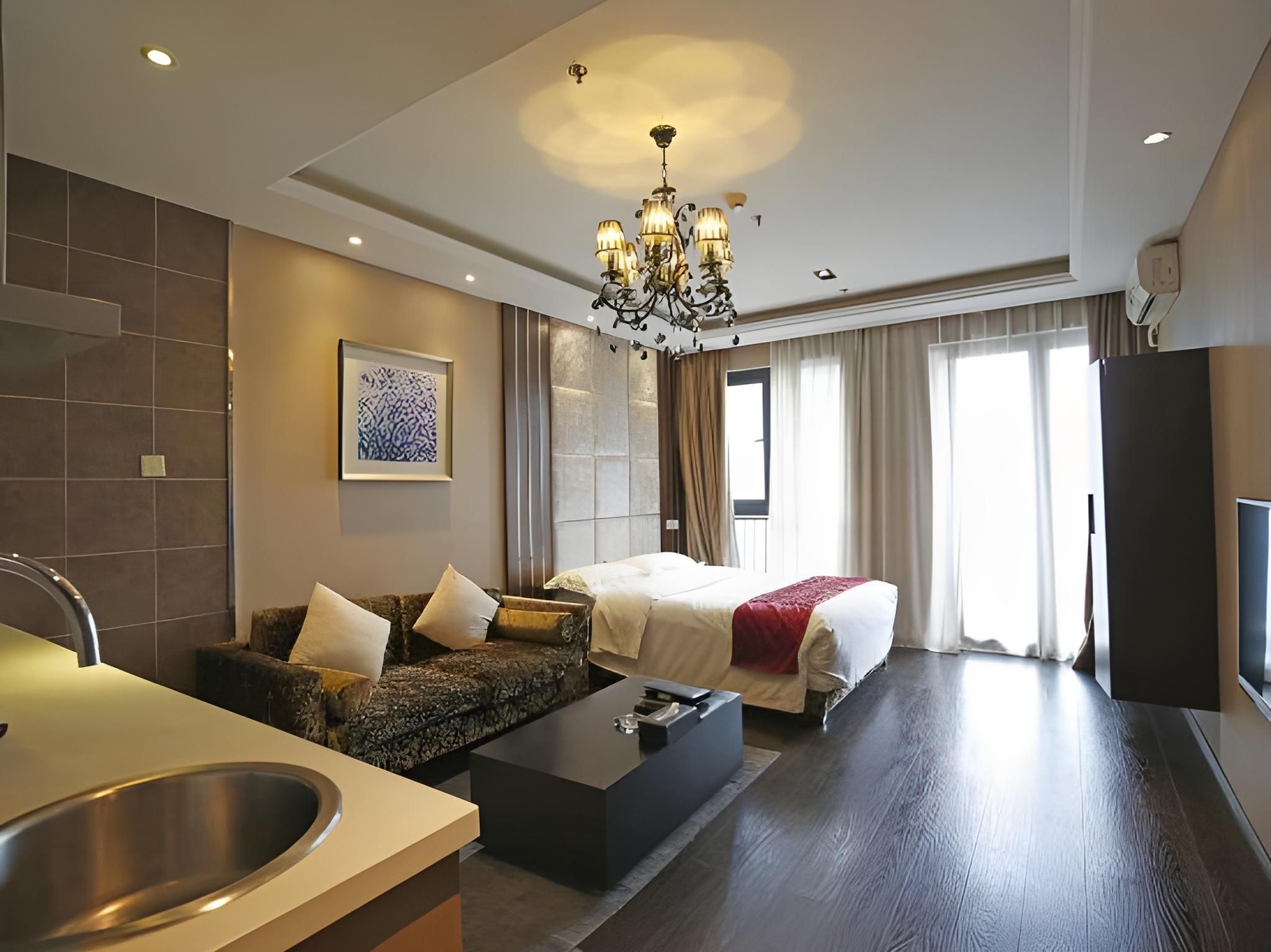 Comfortable King Bed