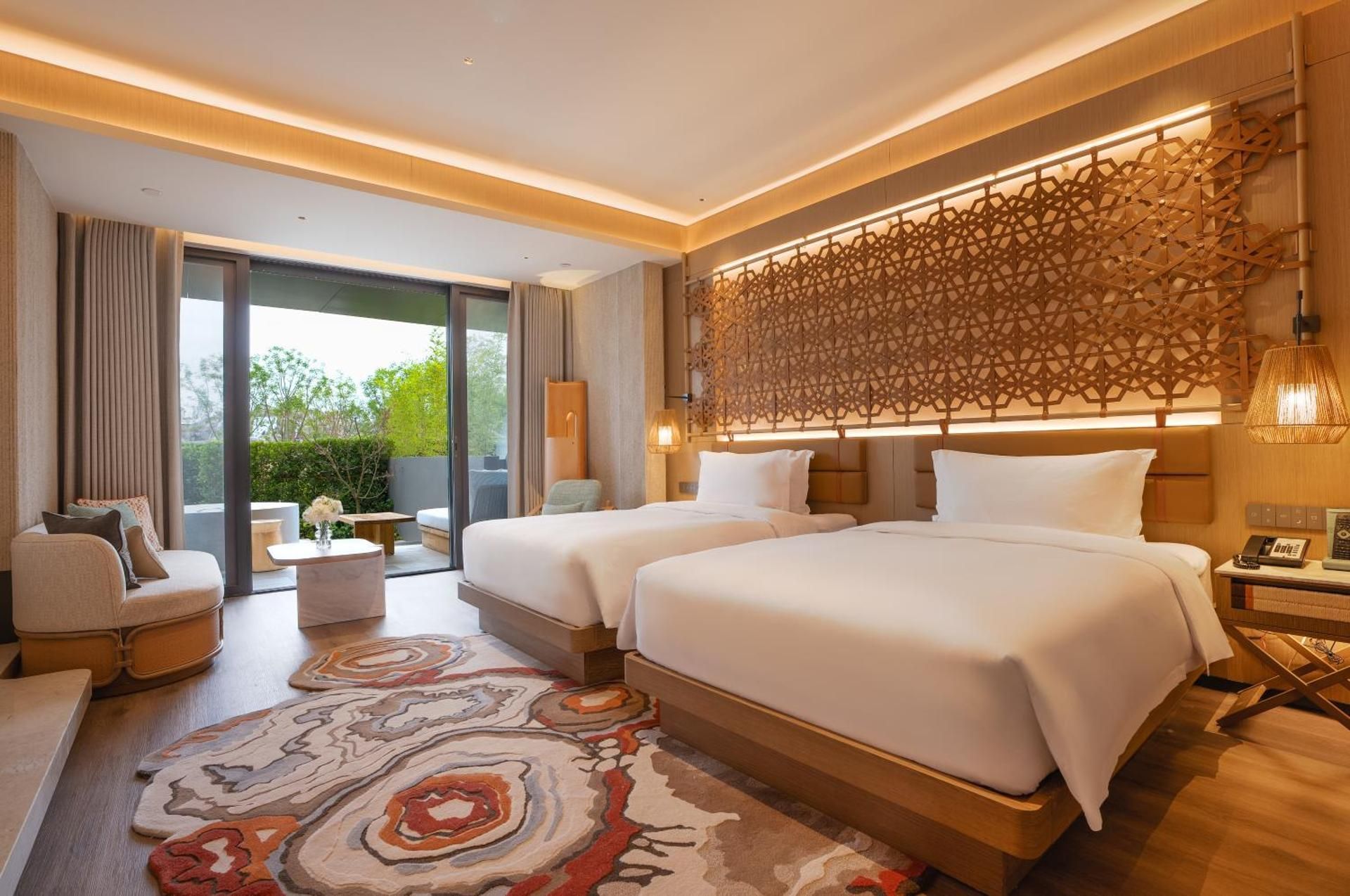 Deluxe Double Room with Two Double Beds and Expo Park View - Private Courtyard