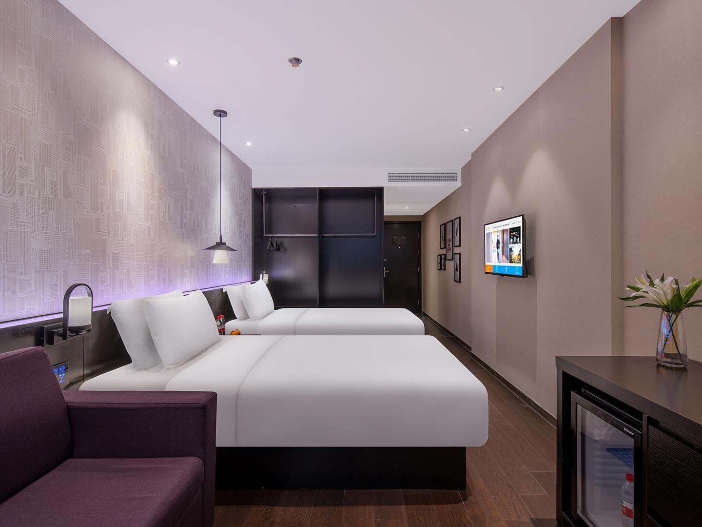 Twin Deluxe Room