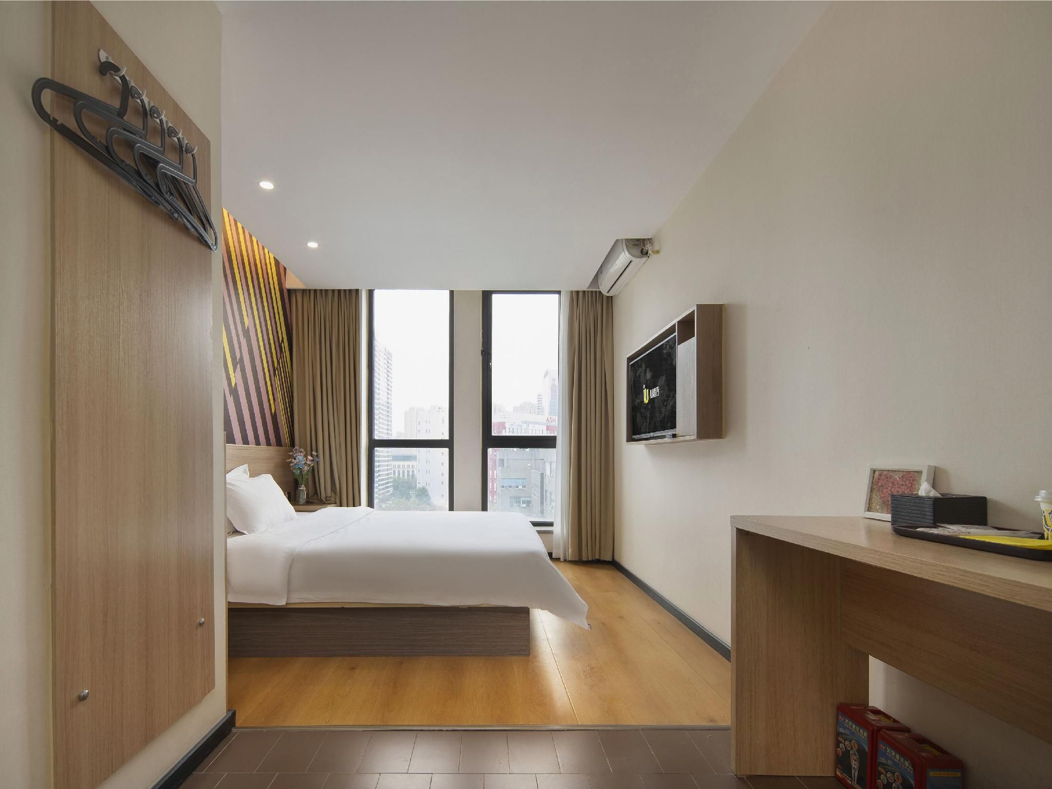 IU Compact U - Comfort Bed Room