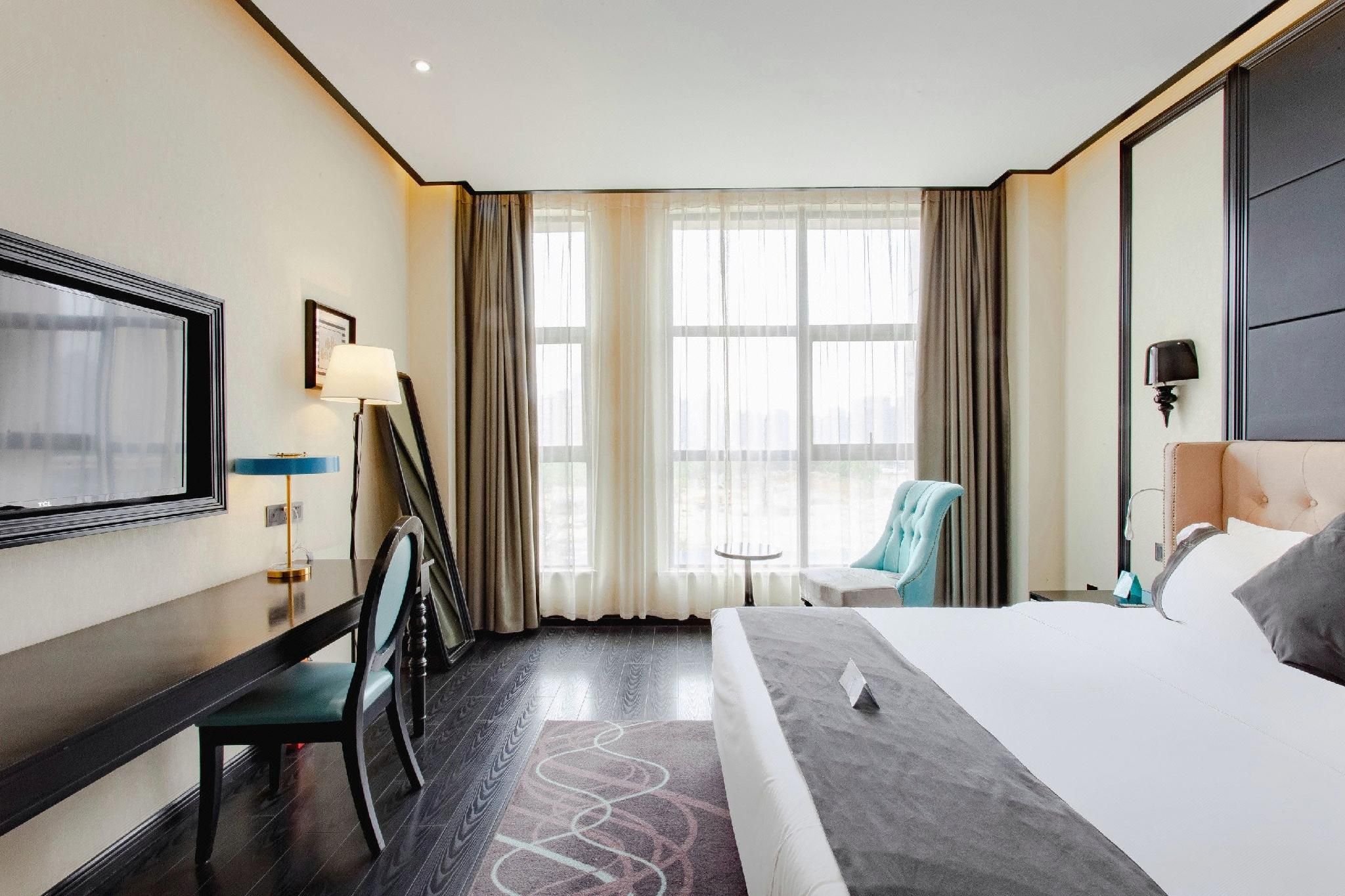 Xana - Business Bed Room