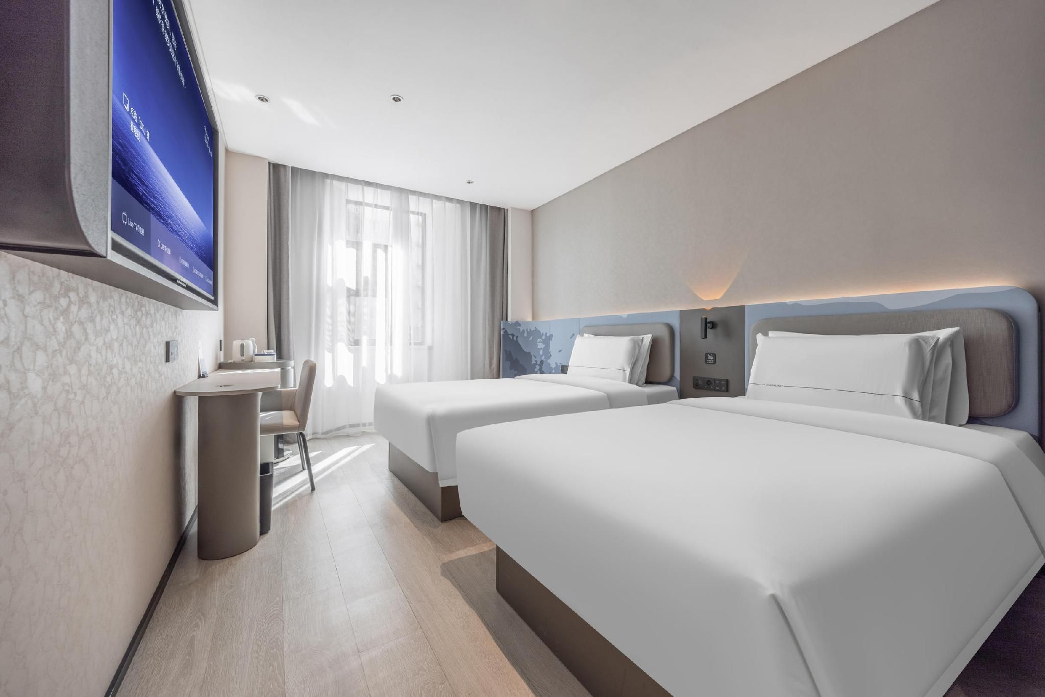 Standard Twin Bed Room