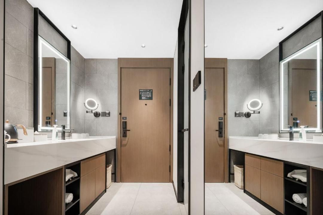 Twin Executive Room