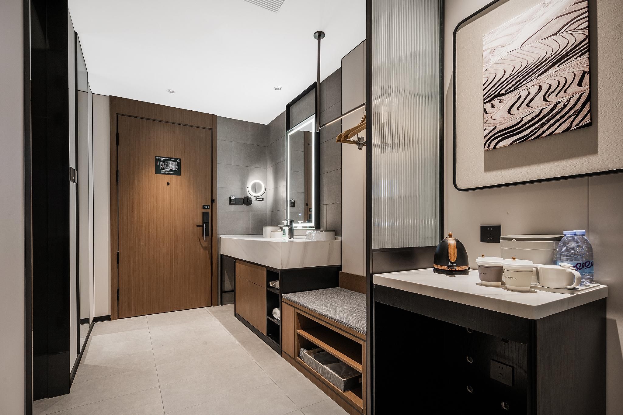 Executive room, Guest room, 1 Queen