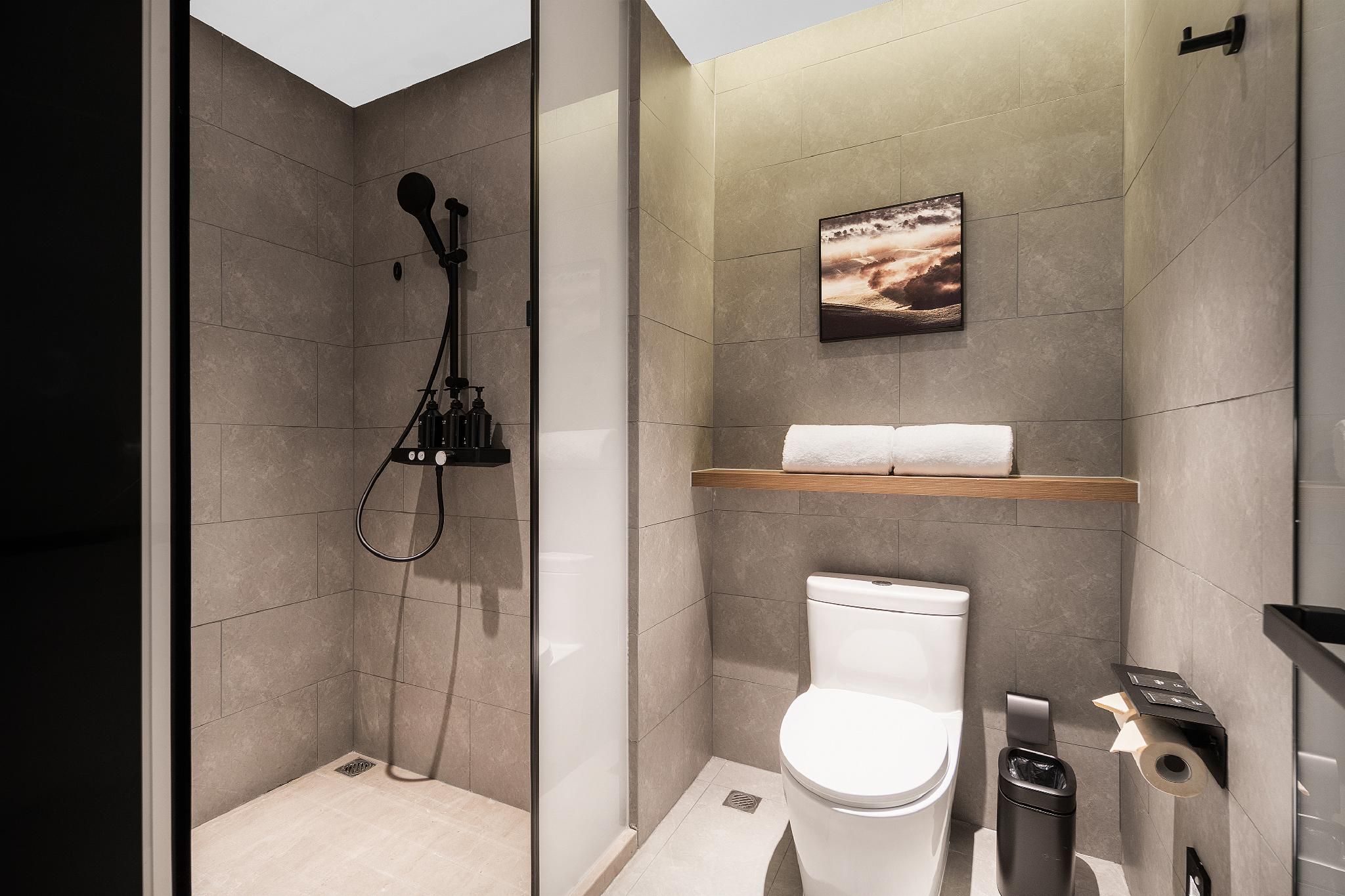 Grand King Room