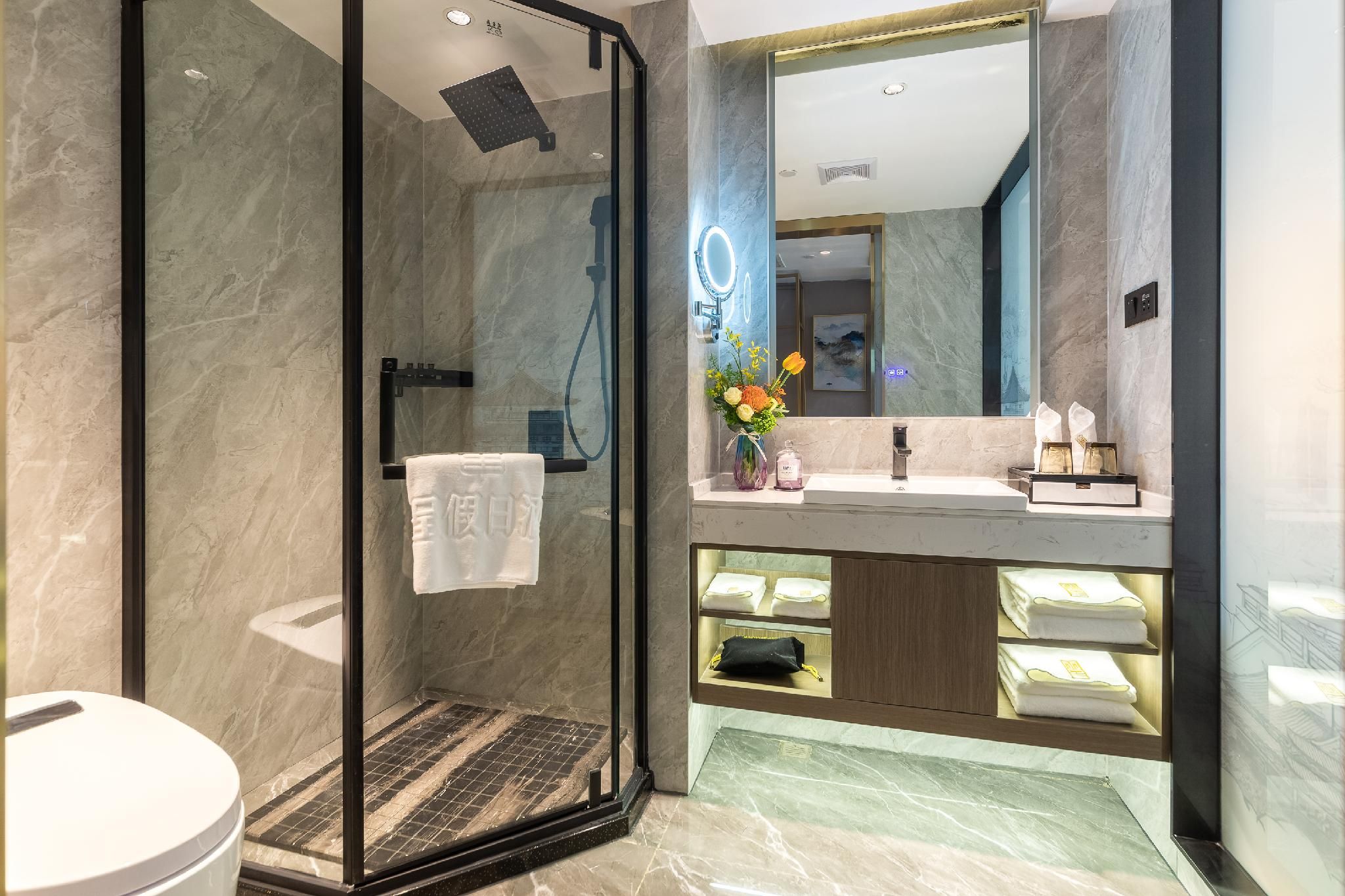 Rezen - Business 1 Bed Room