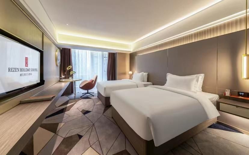 Twin Superior Room