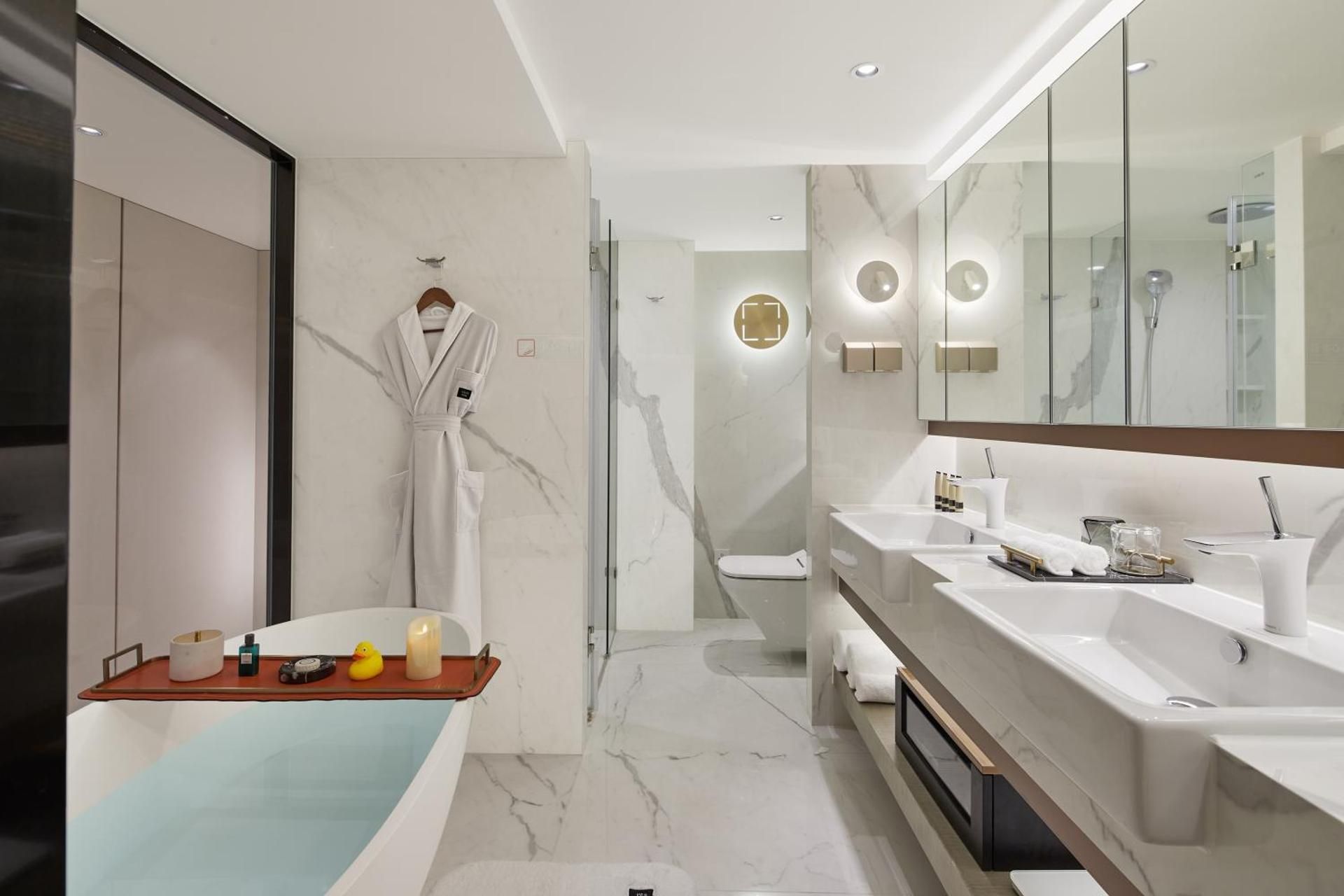 Family Loft Suite - 1 Bedroom and 1 Electric Sofa Bed - Taikoo Li View