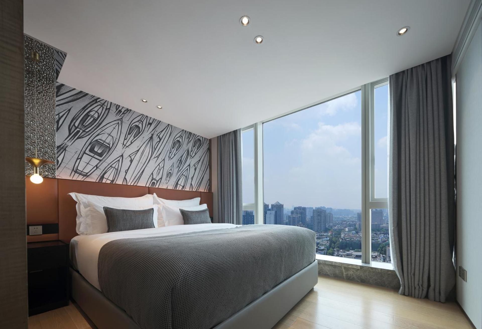 Loft Suite - 2 Bedroom - City View - 2 Bathrooms