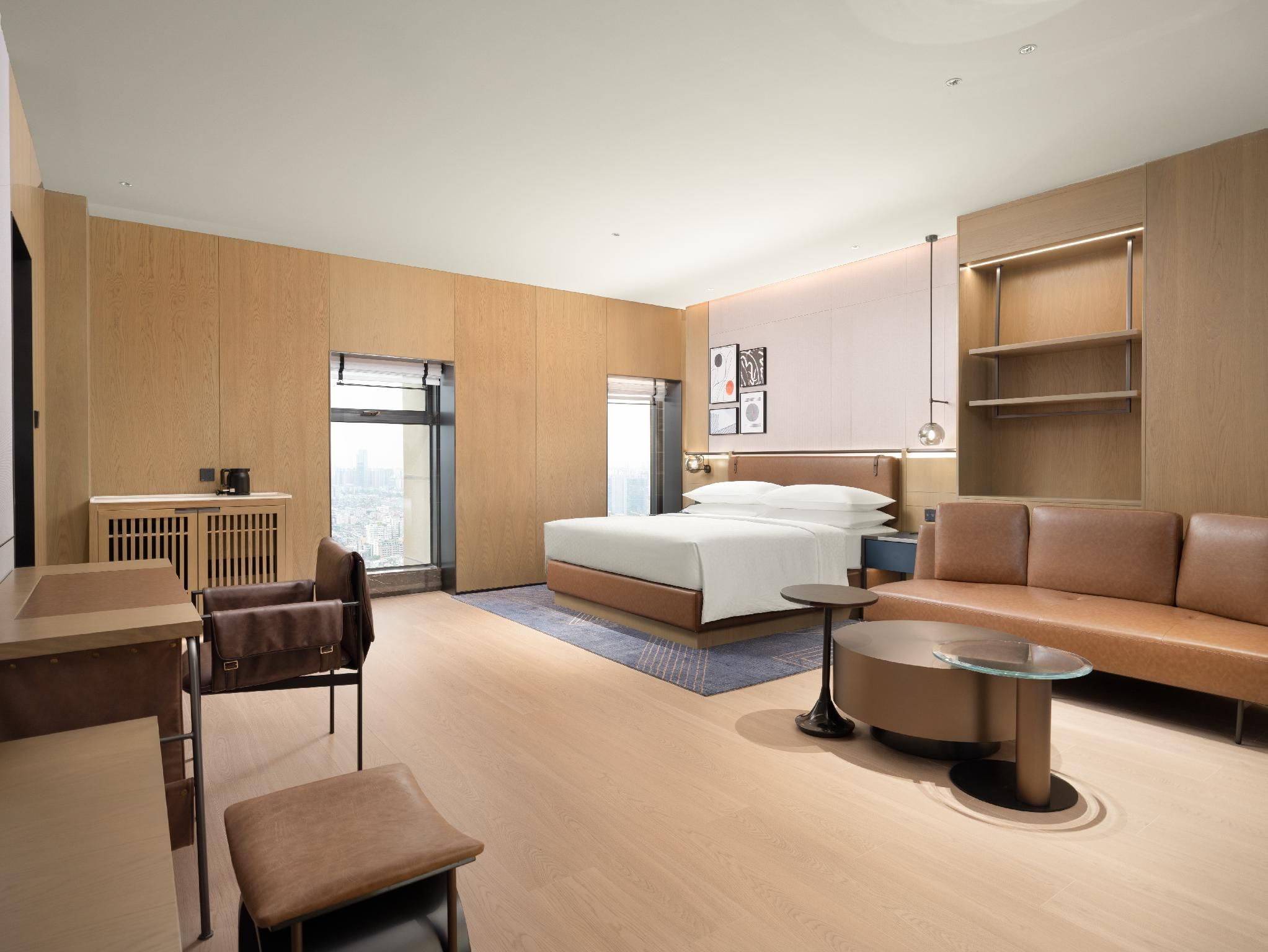 Suite with City View, 1 Bedroom Suite, 1 King, City view