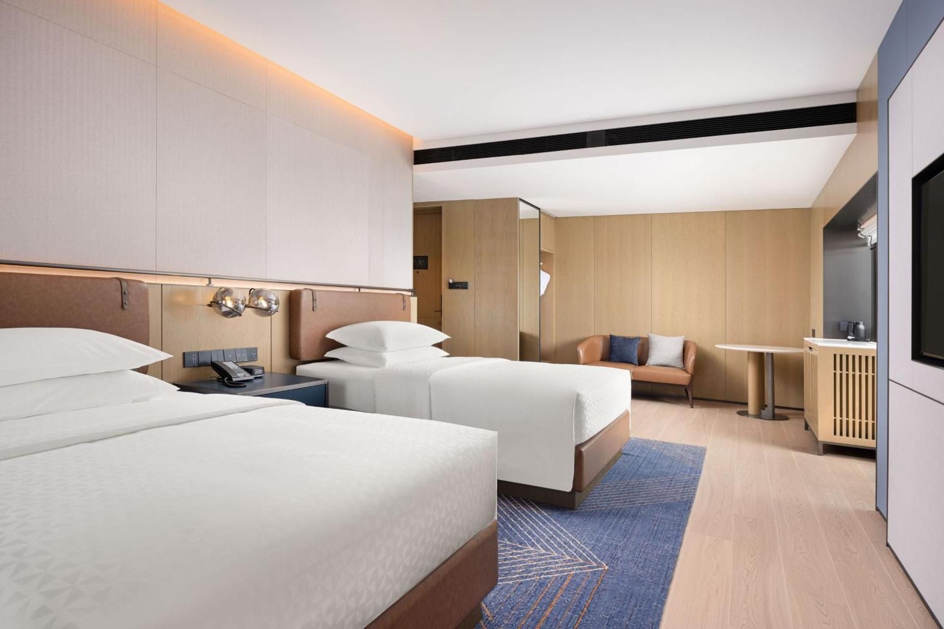 2 Double Bed Sky View 
