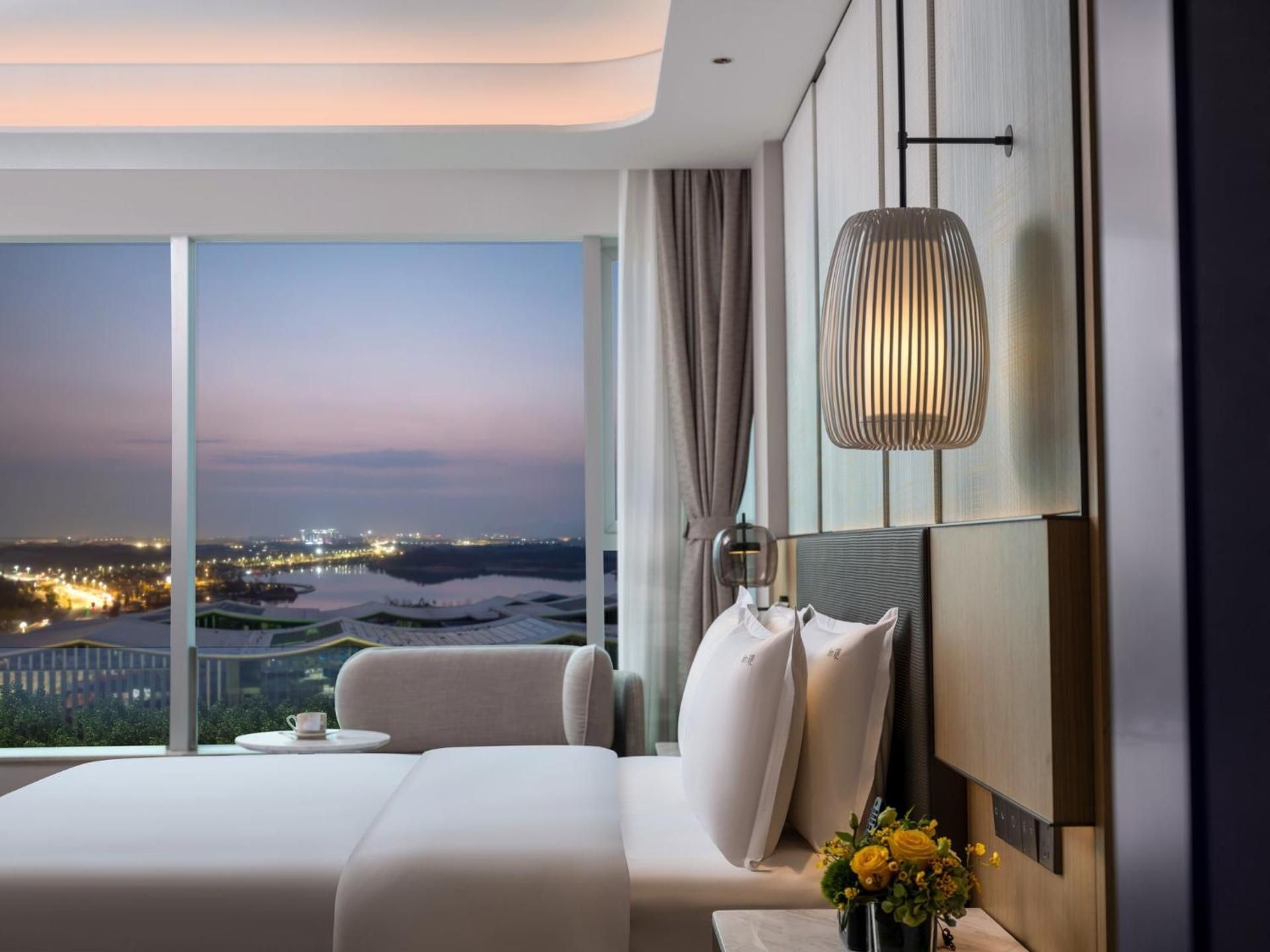 Standard King Room - High Floor