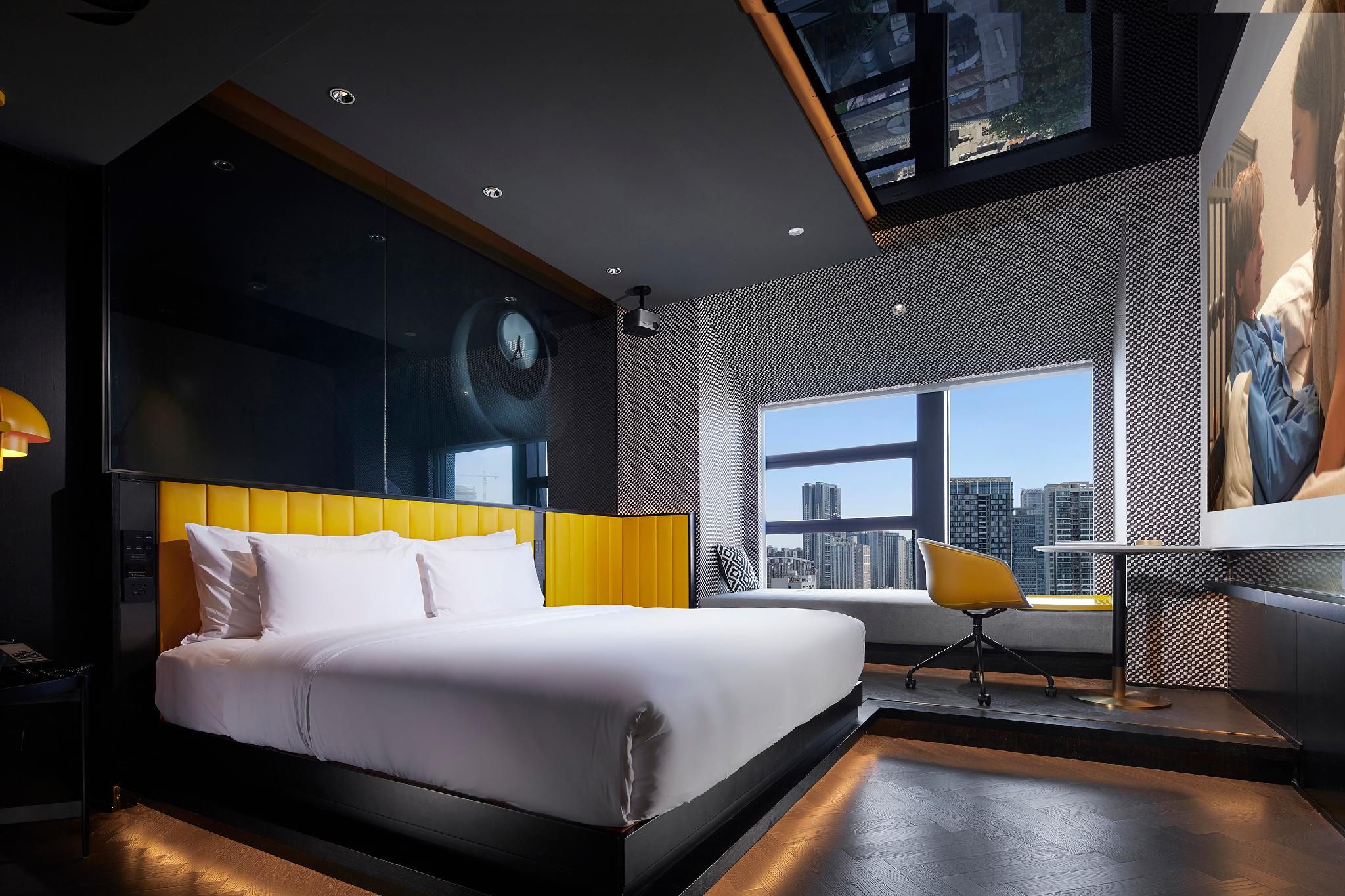 City View King Bedroom