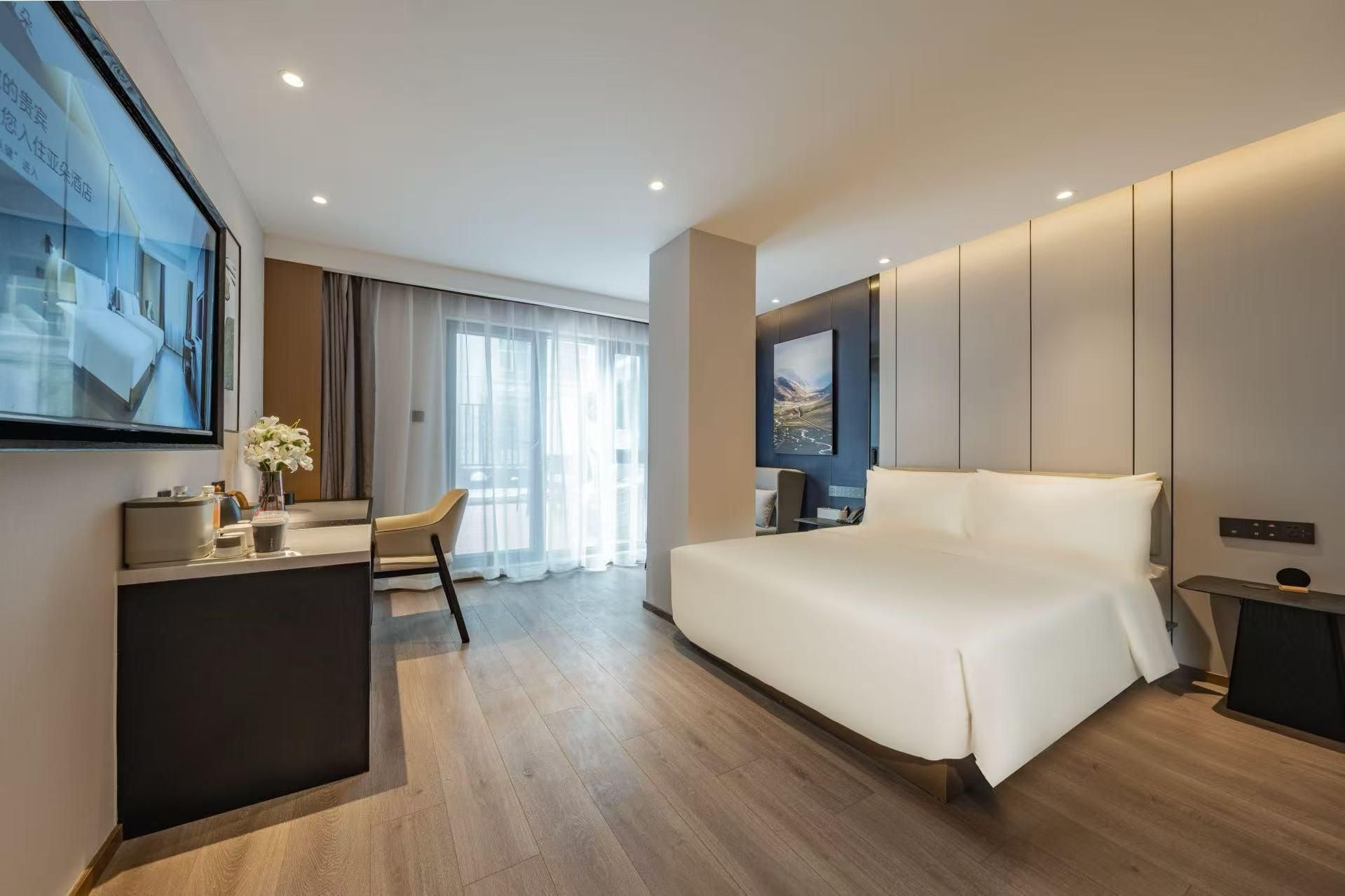 Atour - Superior 1 Bed Room with Courtyard