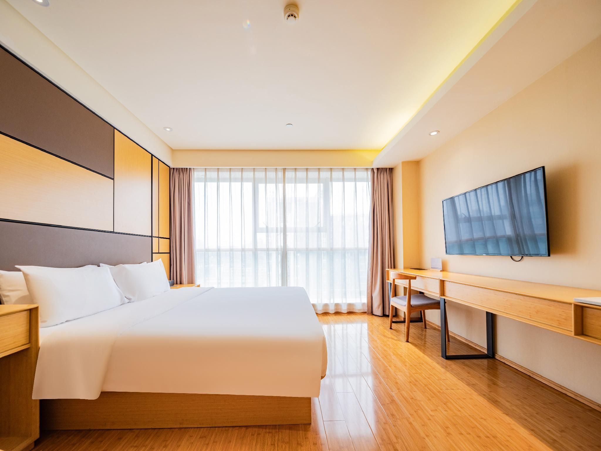 Business Queen Bed Room