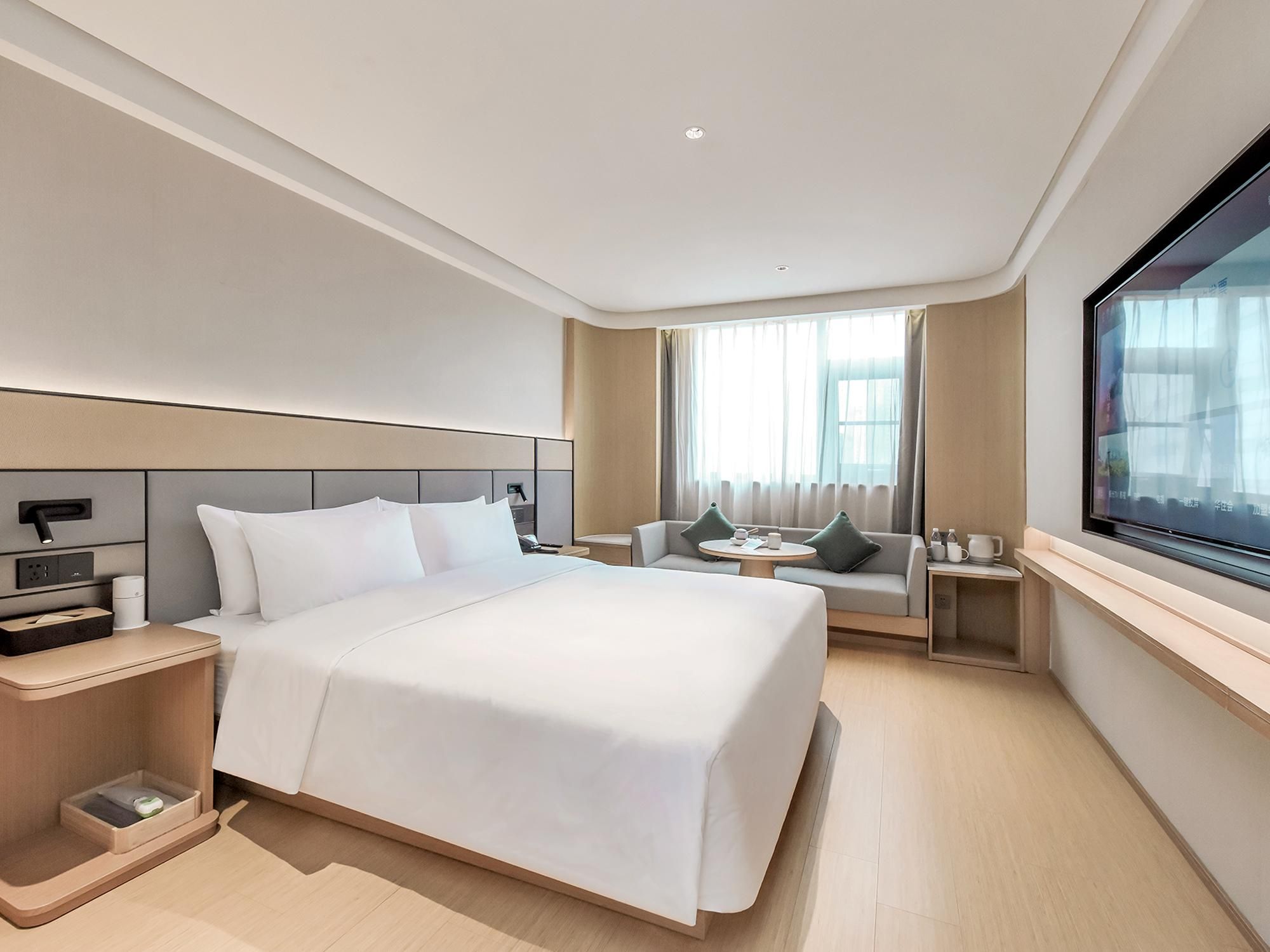 Huazhu - Superior BedRoom