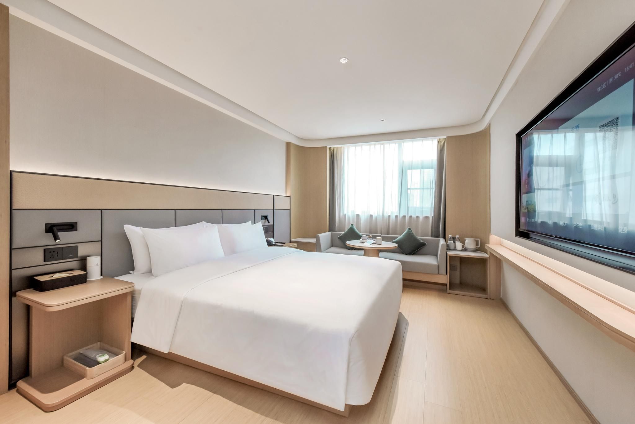 Business Queen Bed Room