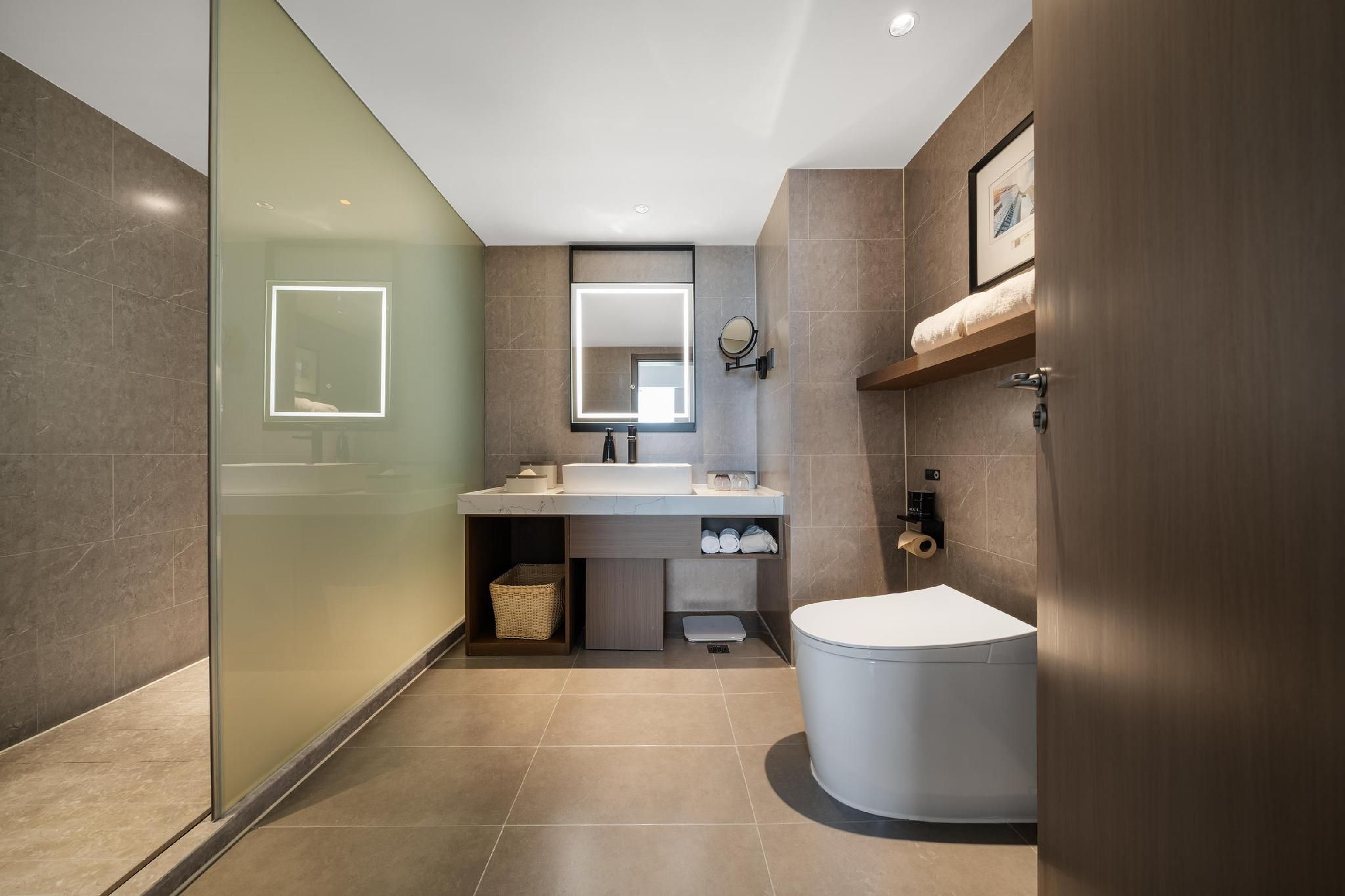 Executive Suite