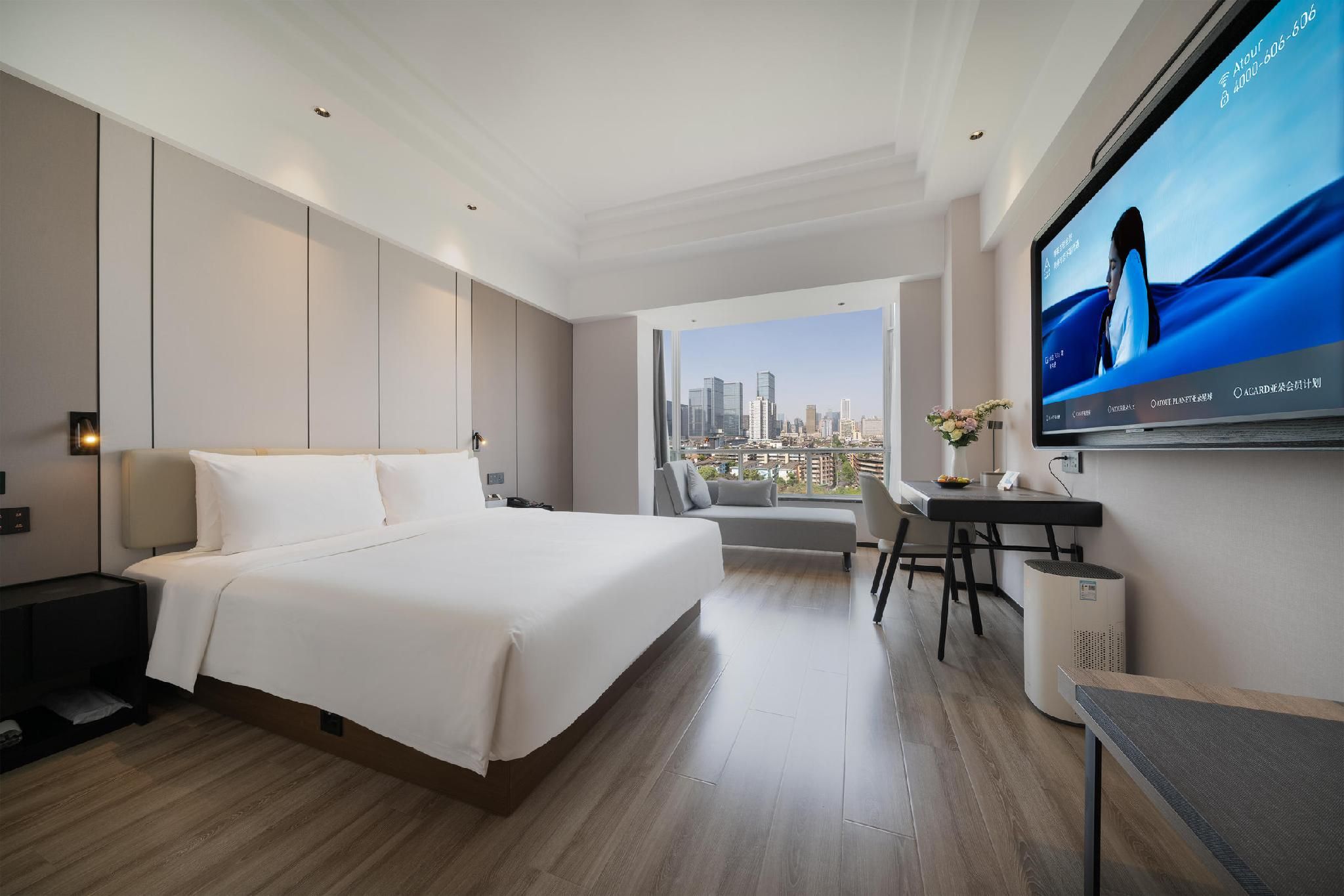 Executive King Room with River View