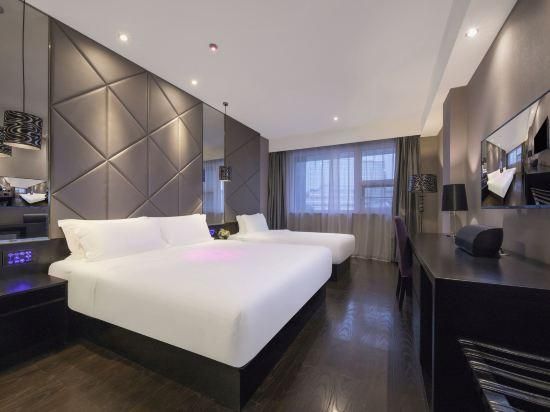 Huazhu - Family Room