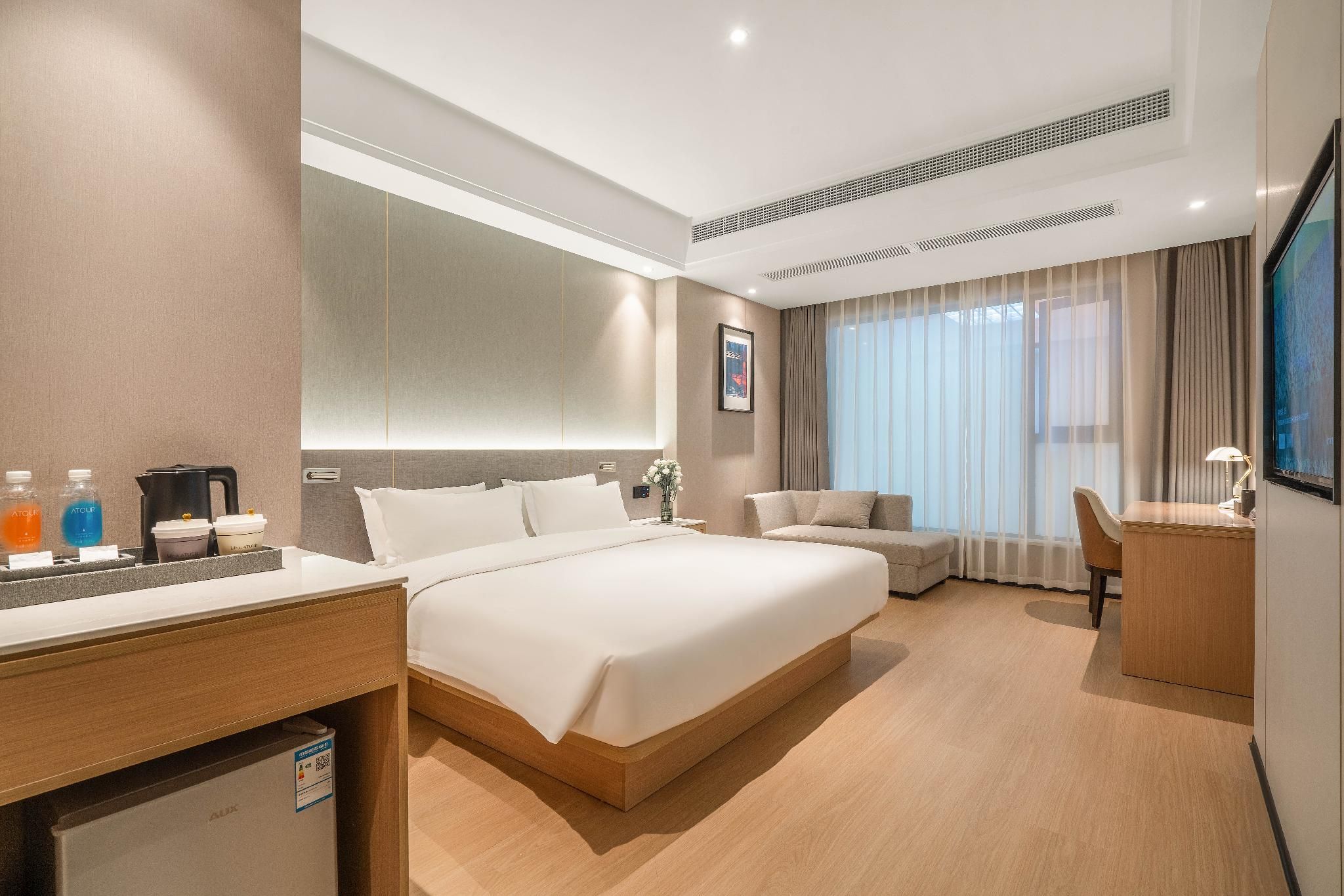 Executive room, Guest room, 1 Queen