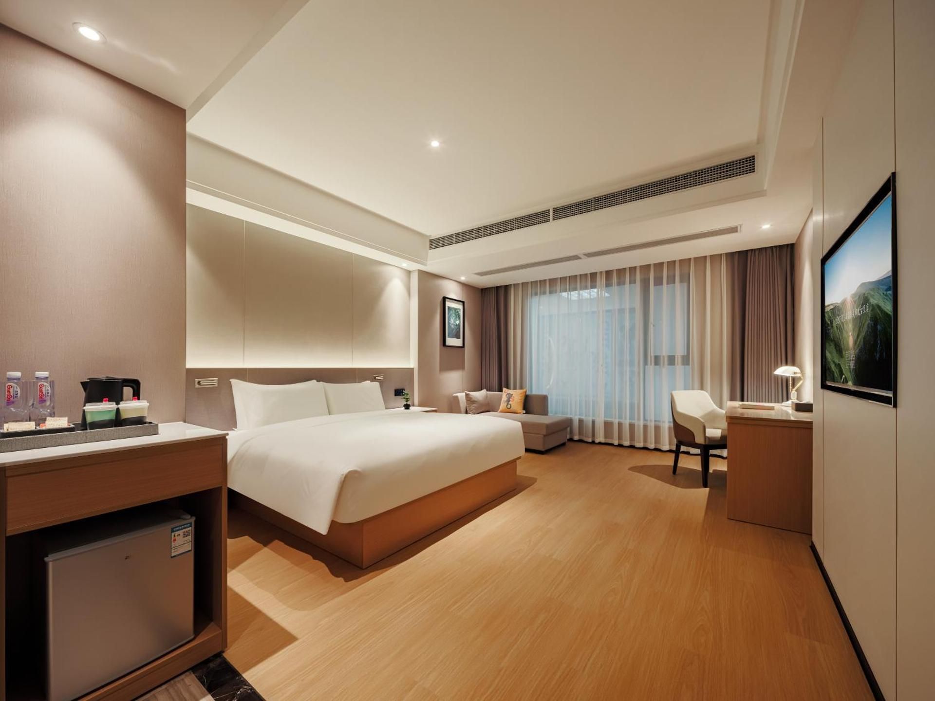 Superior Double Room with Inner Window