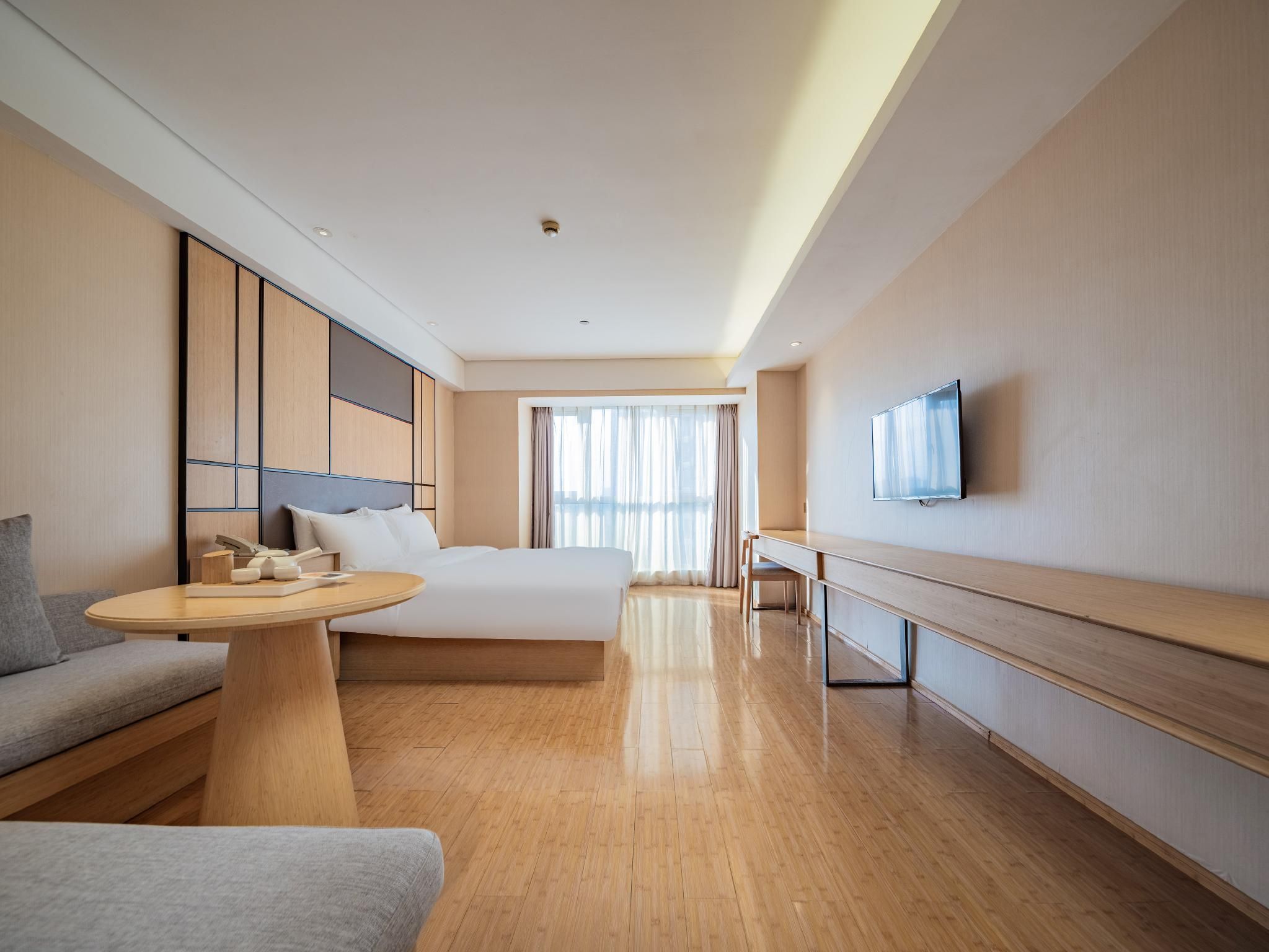 Business Queen Bed Room