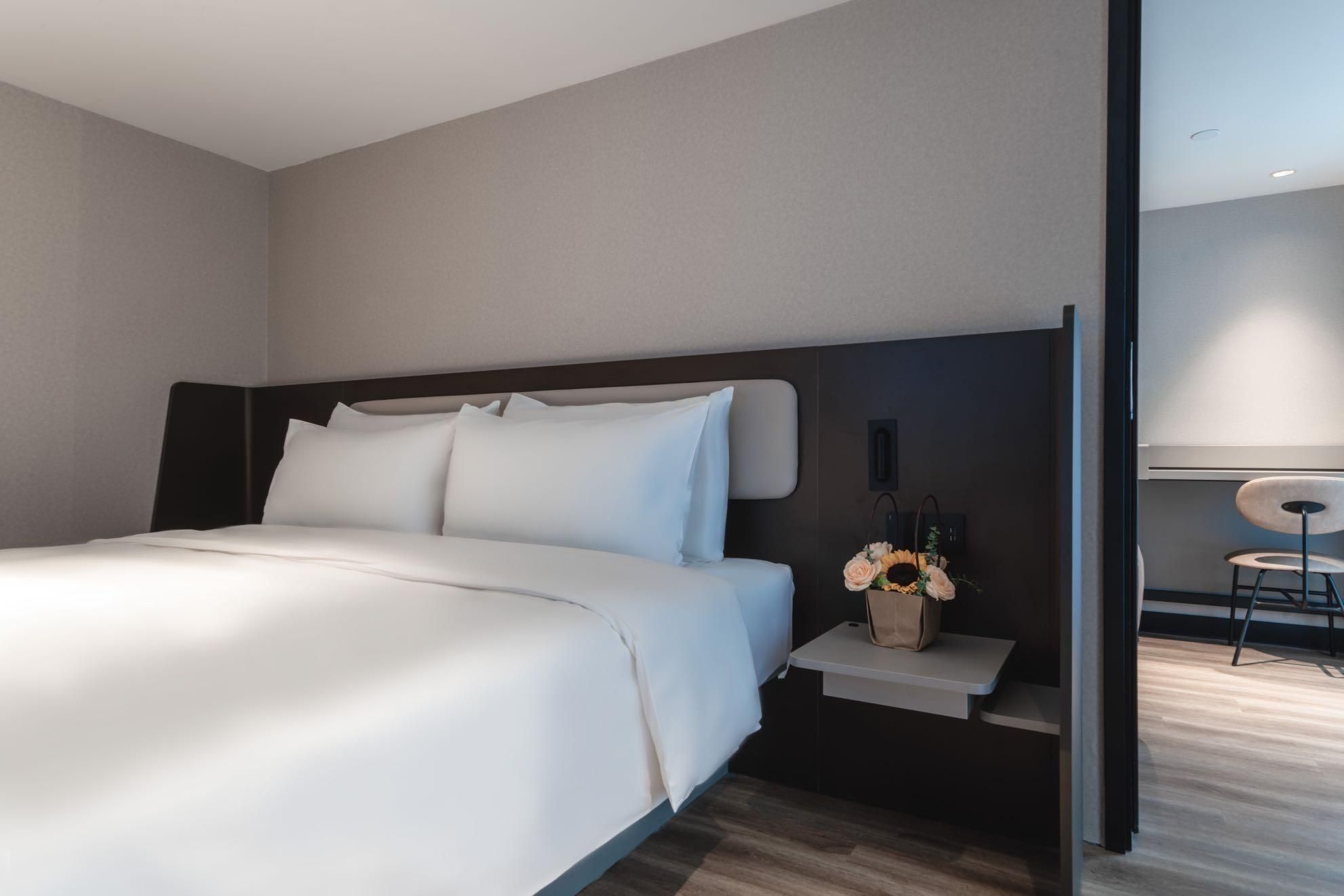 Duplex Parent-child Suite